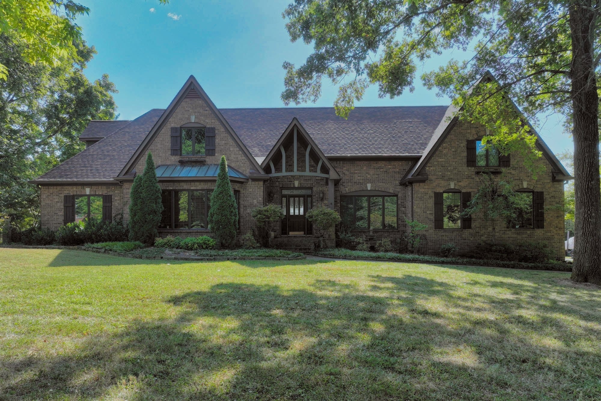 Photo of Listing #3001077