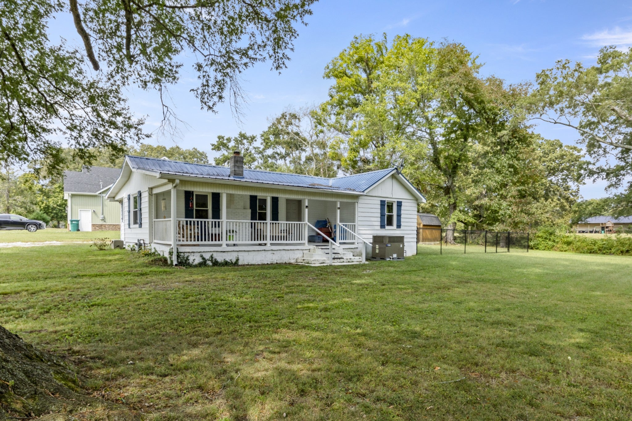 Photo of Listing #3001078