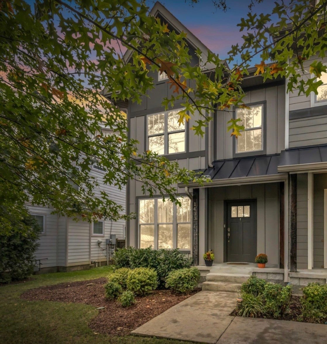 Photo of Listing #3001110