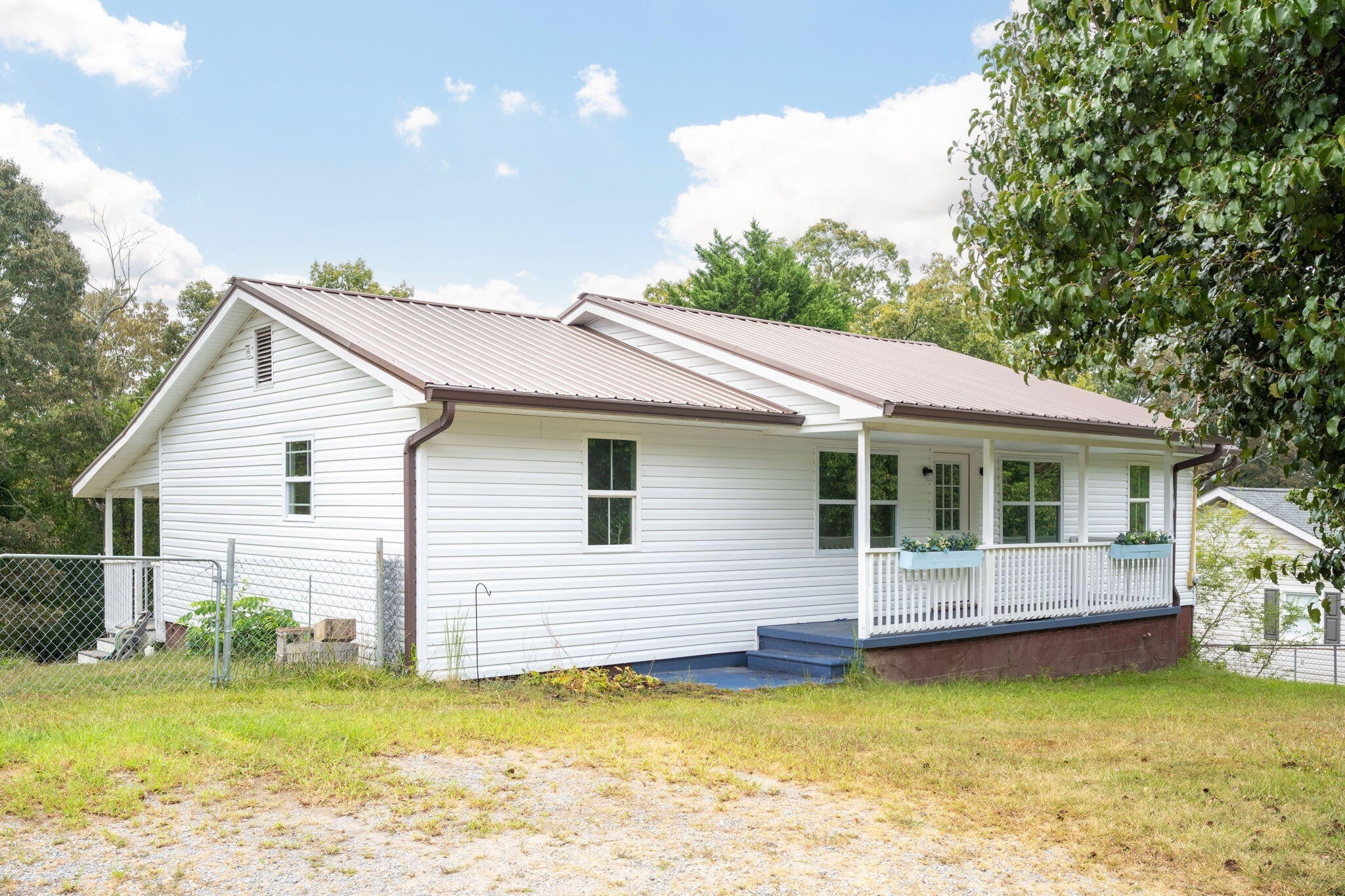 Photo of Listing #3001112