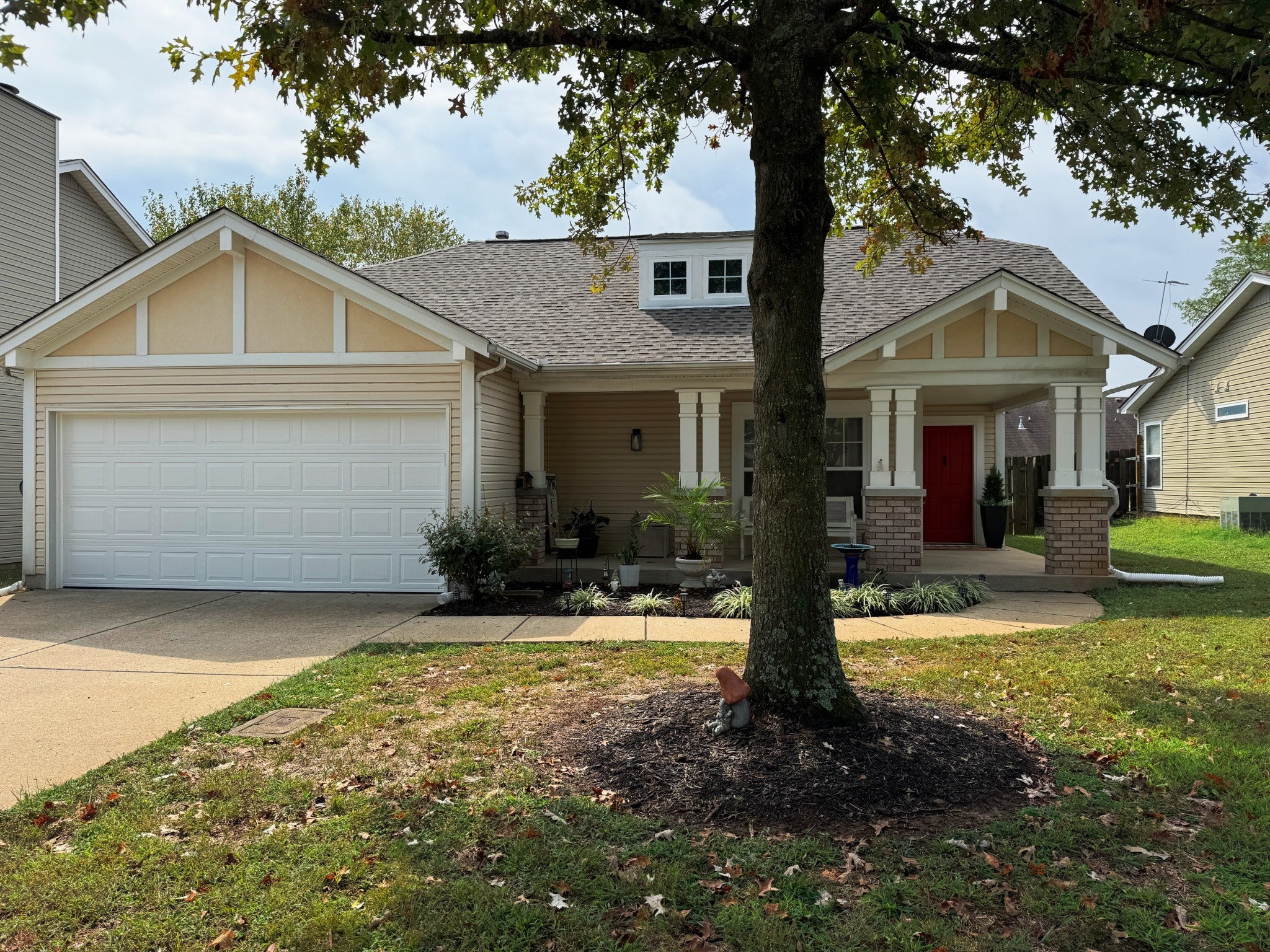 Photo of Listing #3001152