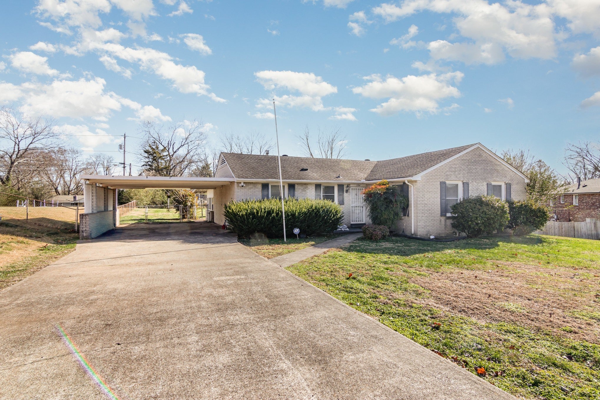 Photo of Listing #3001213