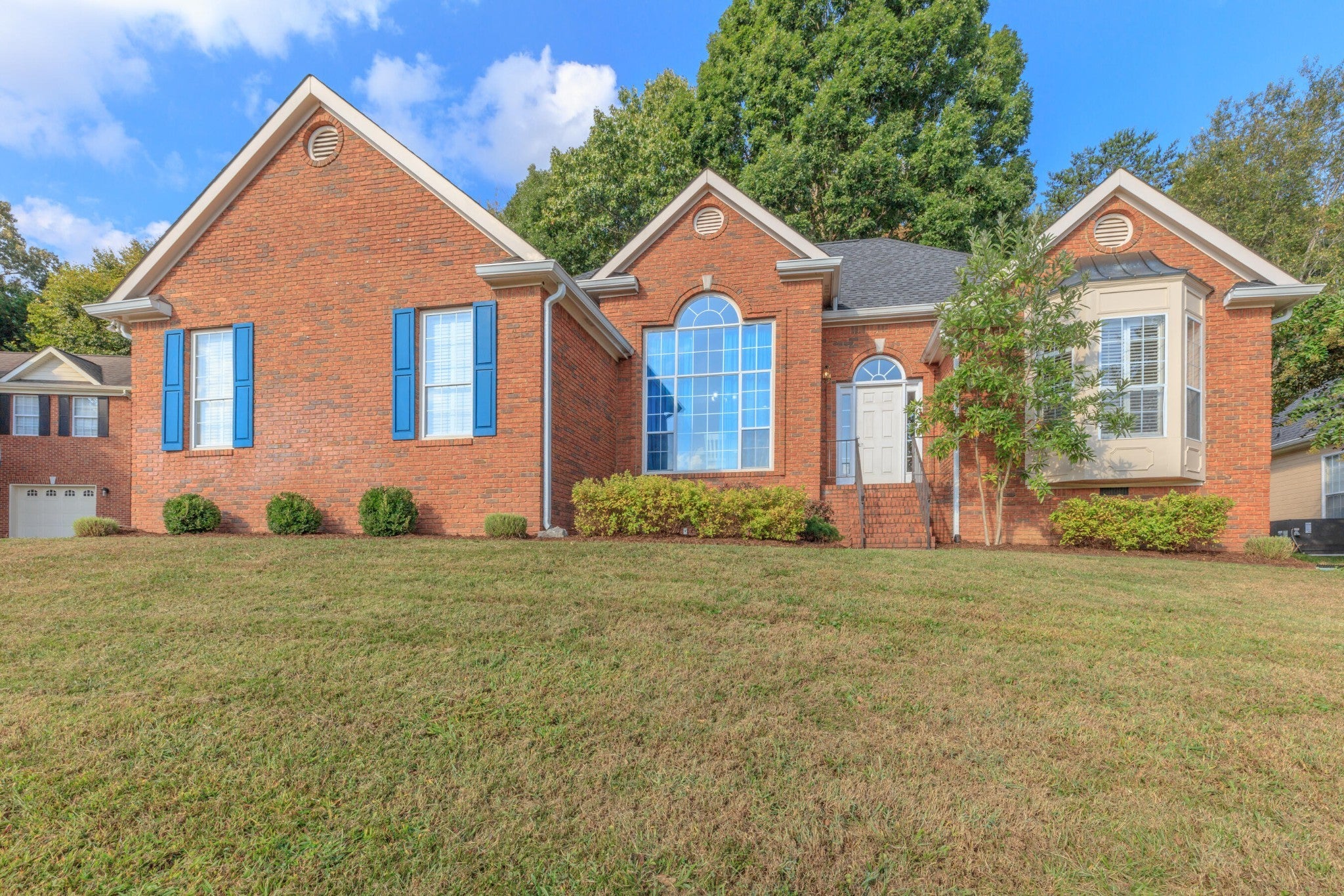 Photo of Listing #3001263