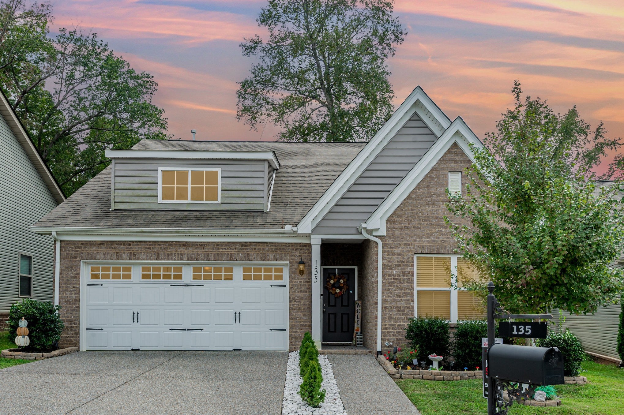 Photo of Listing #3001365