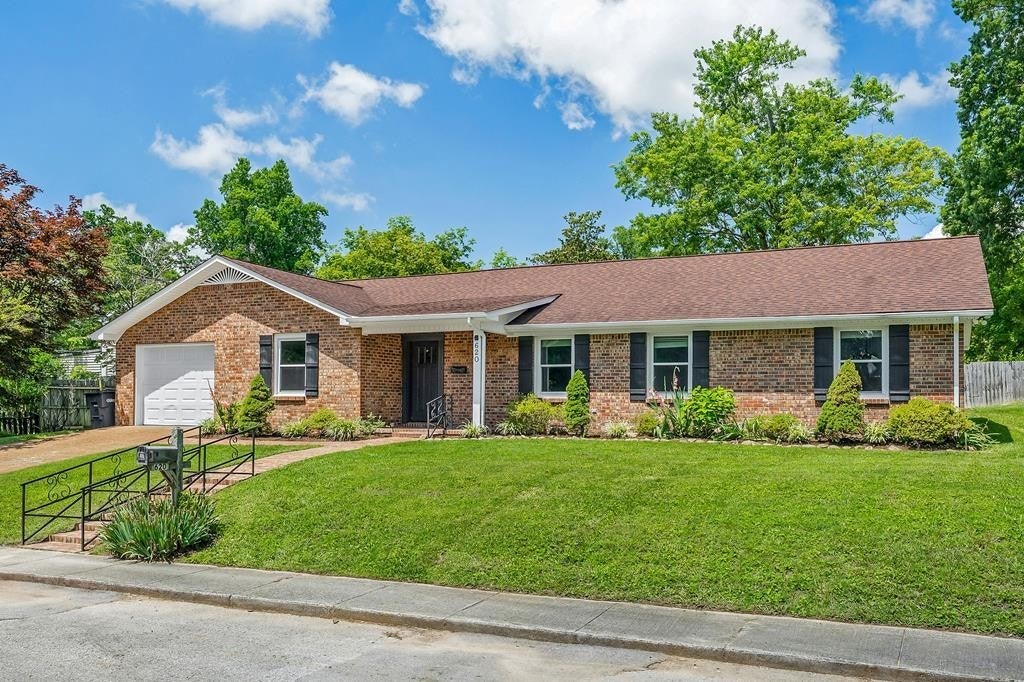 Photo of Listing #3001393