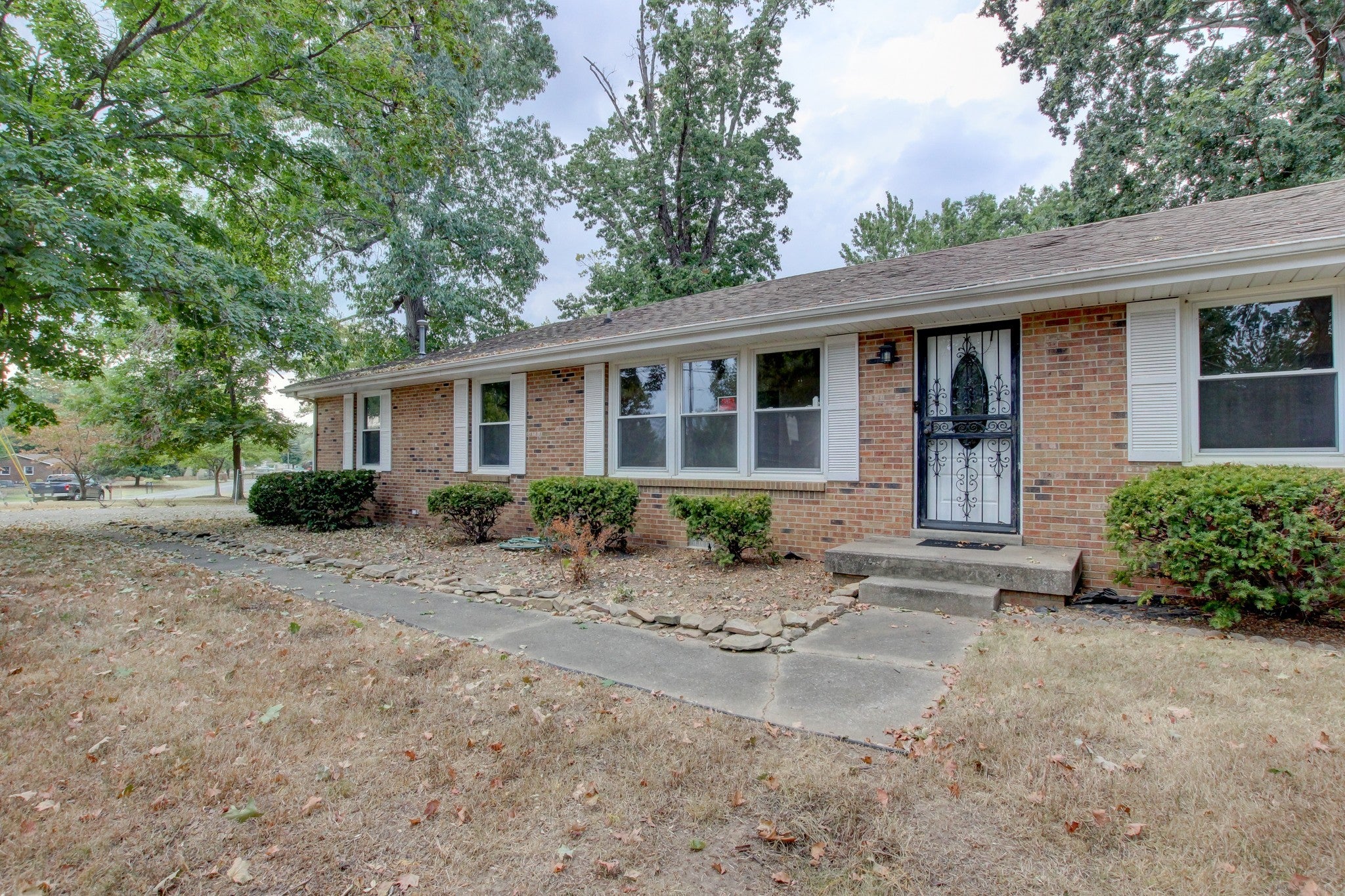 Home for sale in 233 Pine Mountain Rd Clarksville, TN