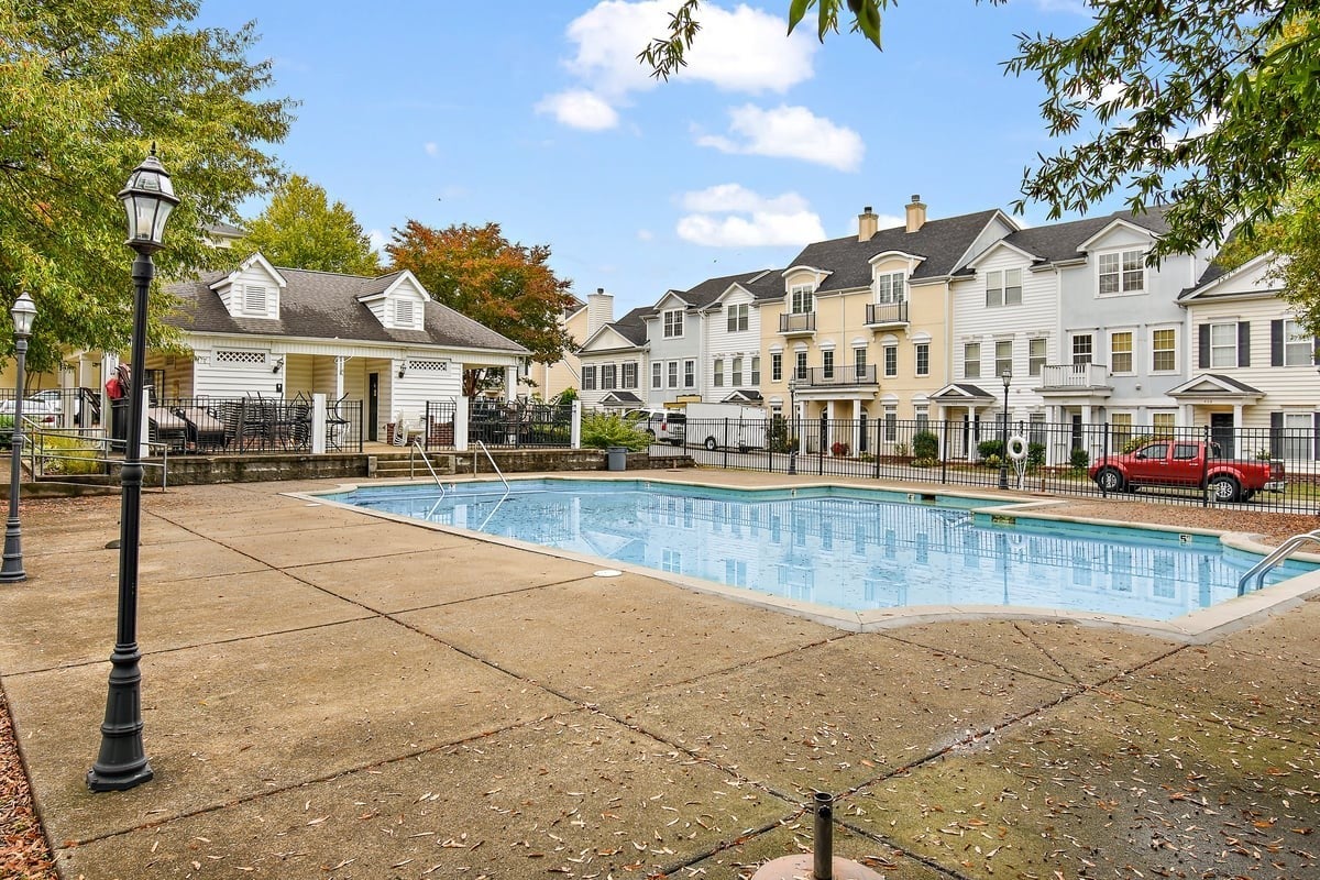 Photo of Listing #3001576