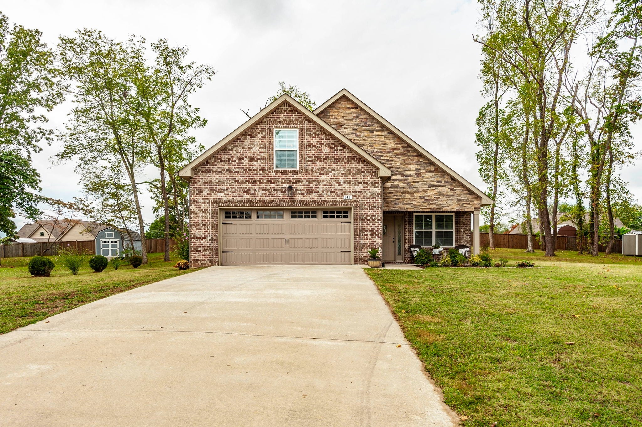 Photo of Listing #3001597