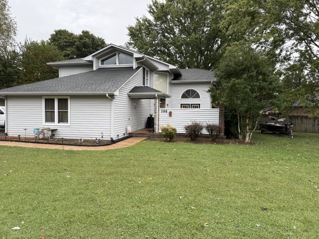 104 Breckenridge Rd, Tullahoma