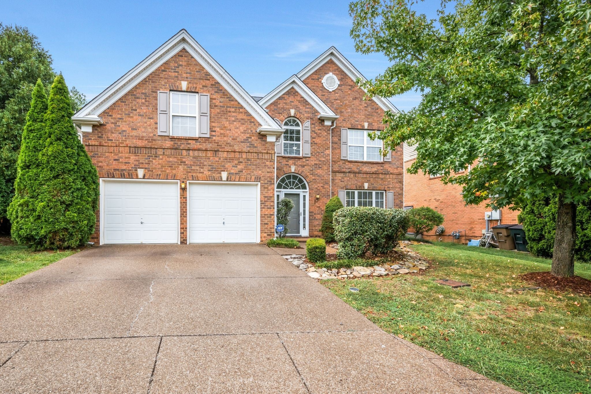 Photo of Listing #3001759