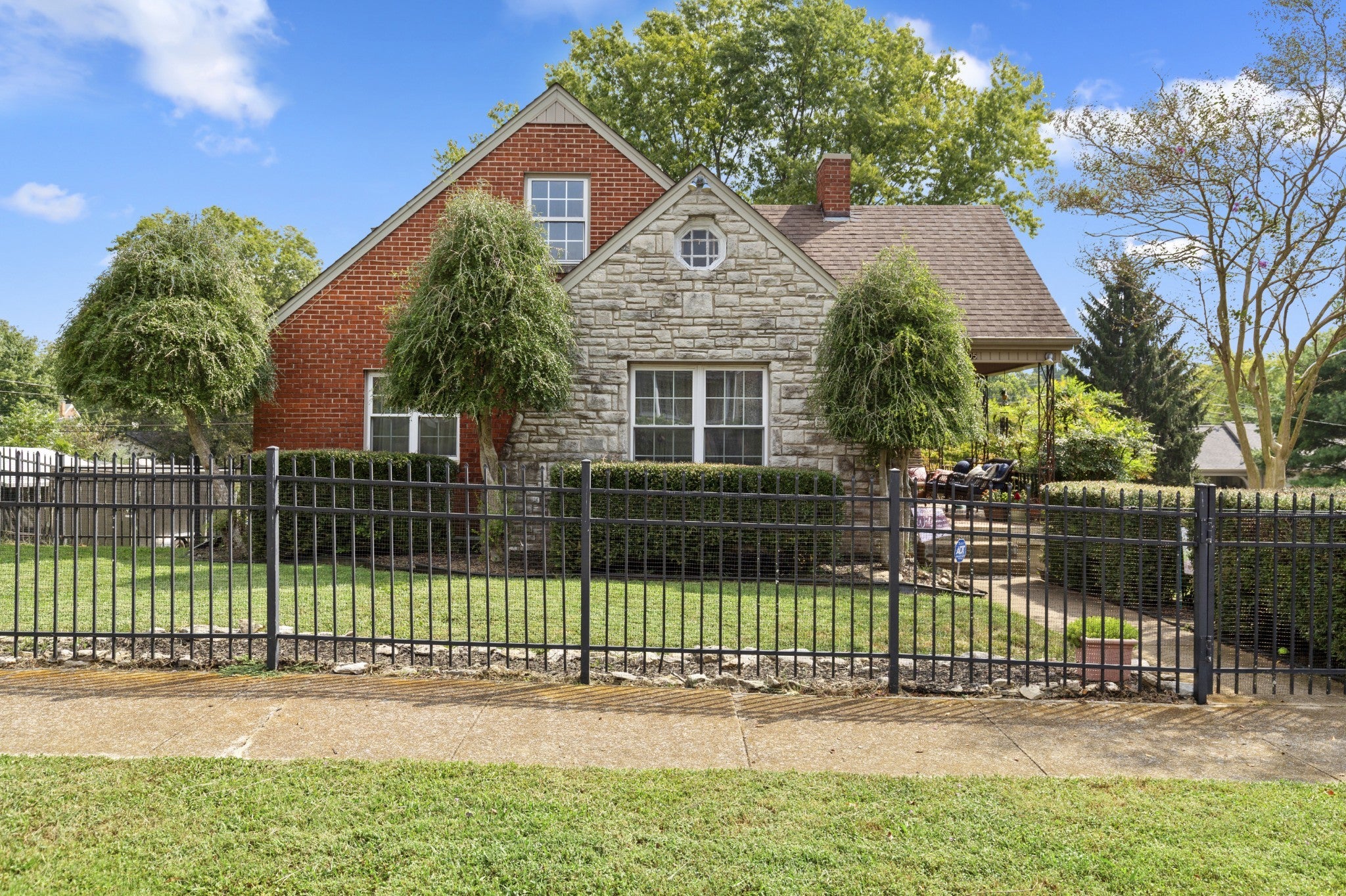 Photo of Listing #3001792