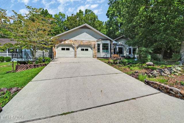 143 Sugarbush Circle, Crossville