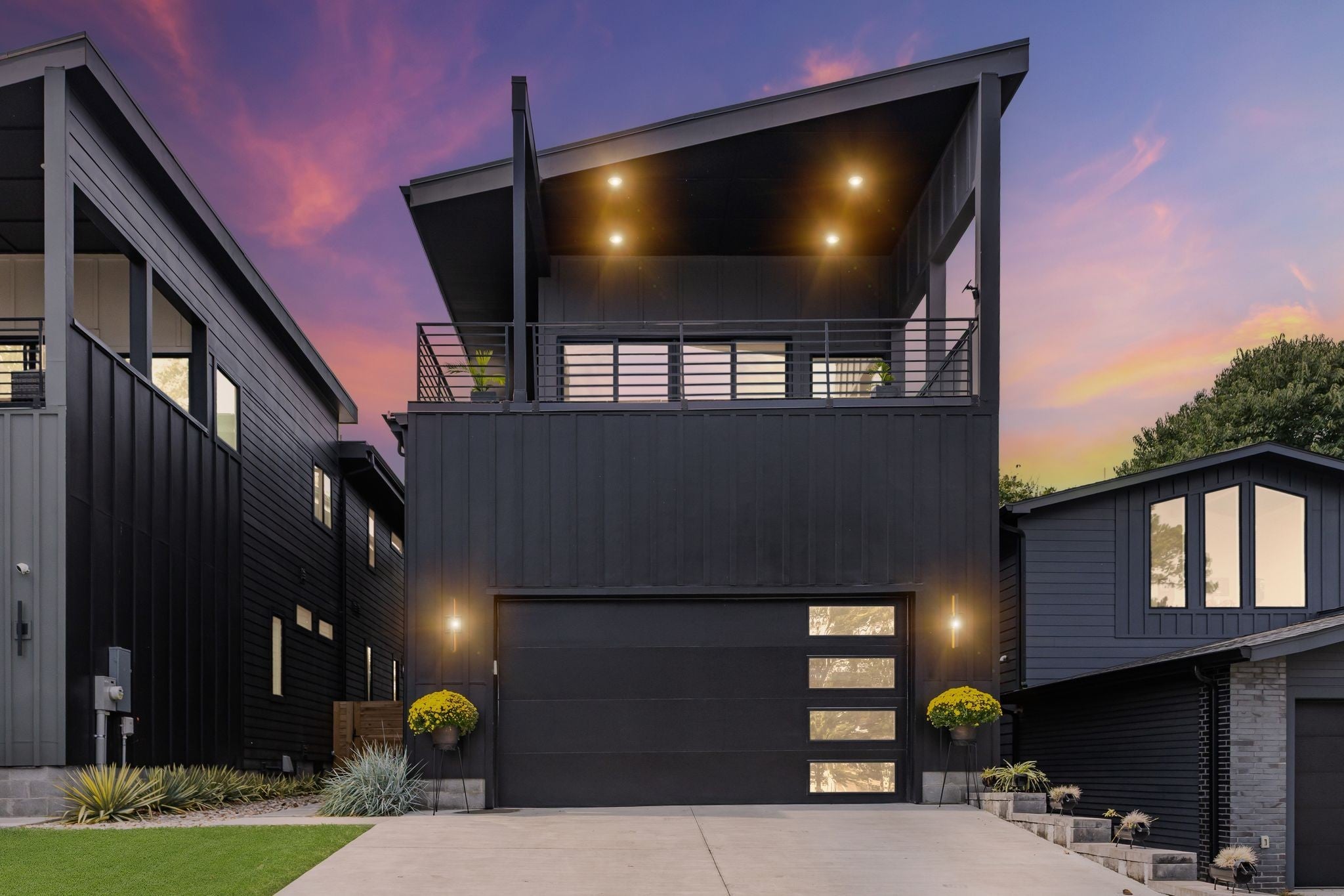 Photo of Listing #3001883