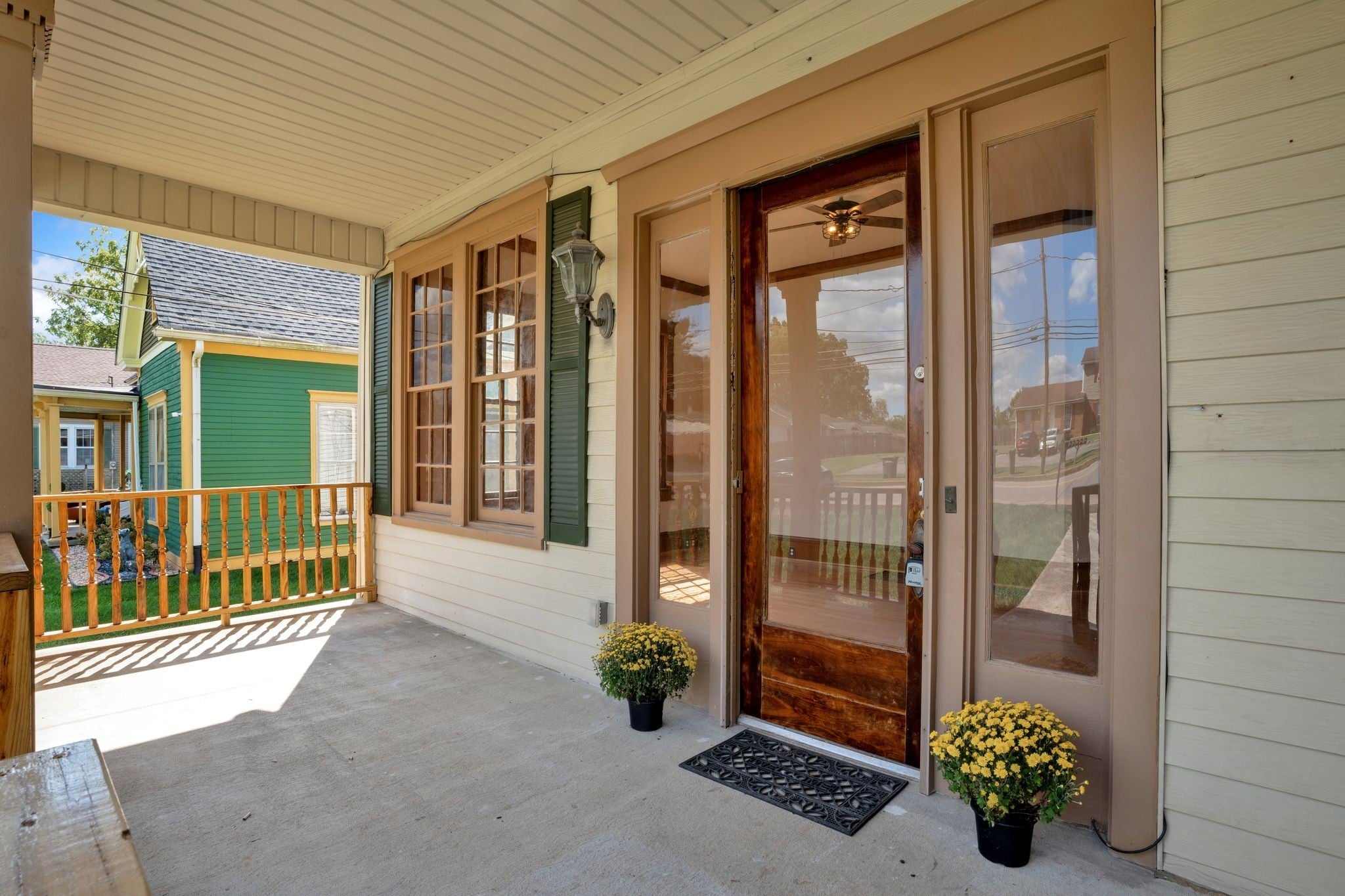 Photo of Listing #3002025