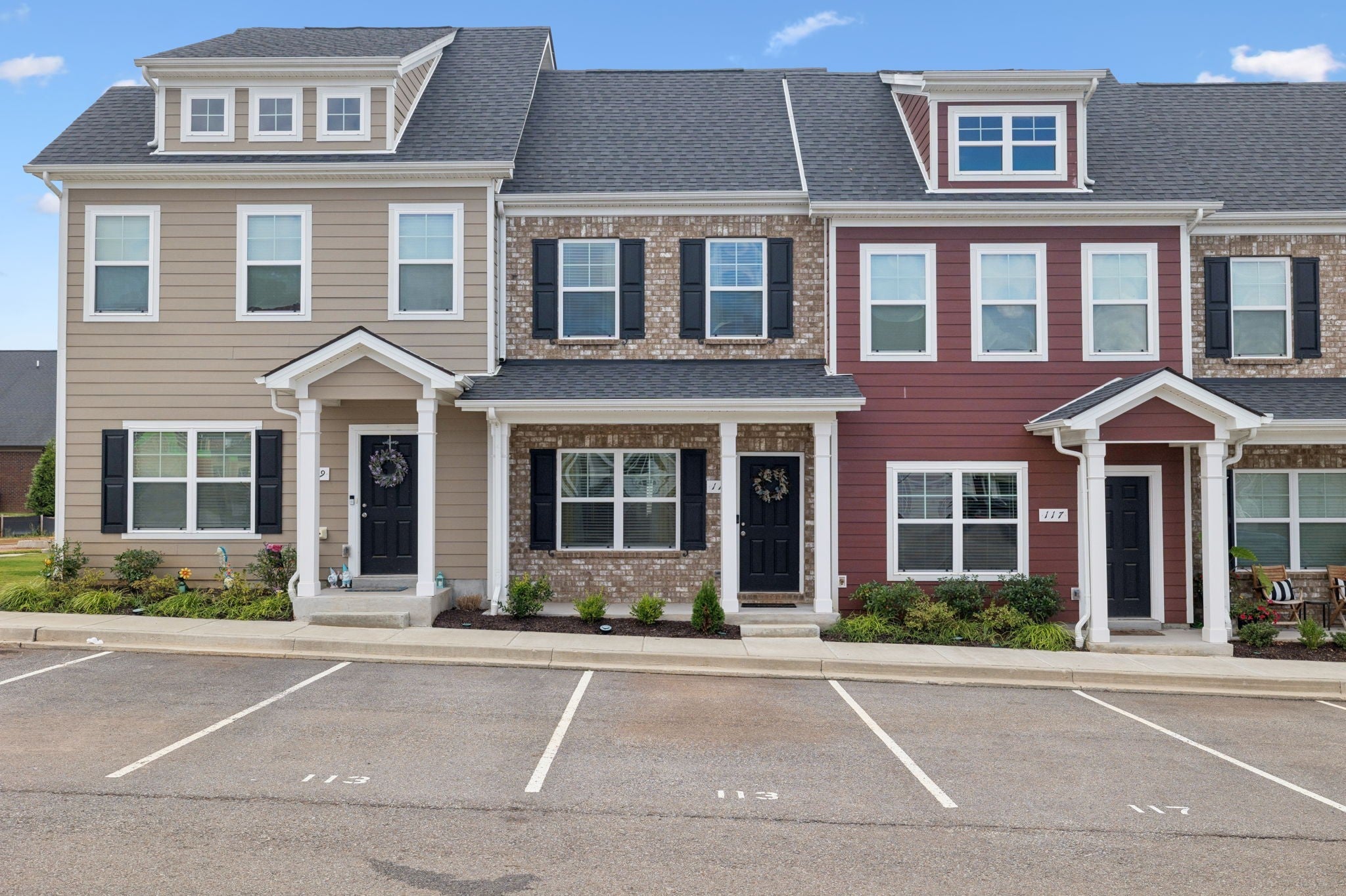 Photo of Listing #3002036