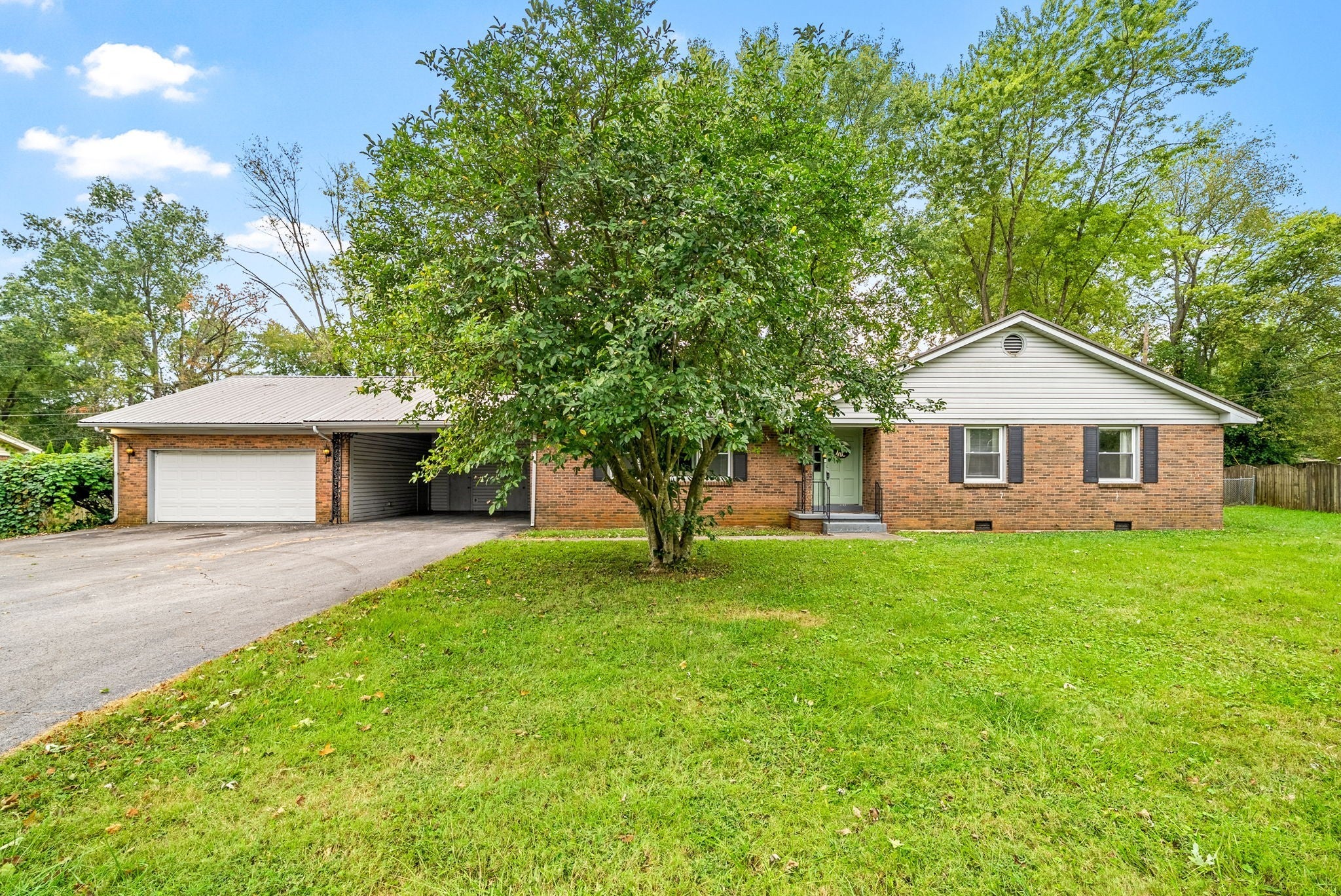 Photo of Listing #3002222