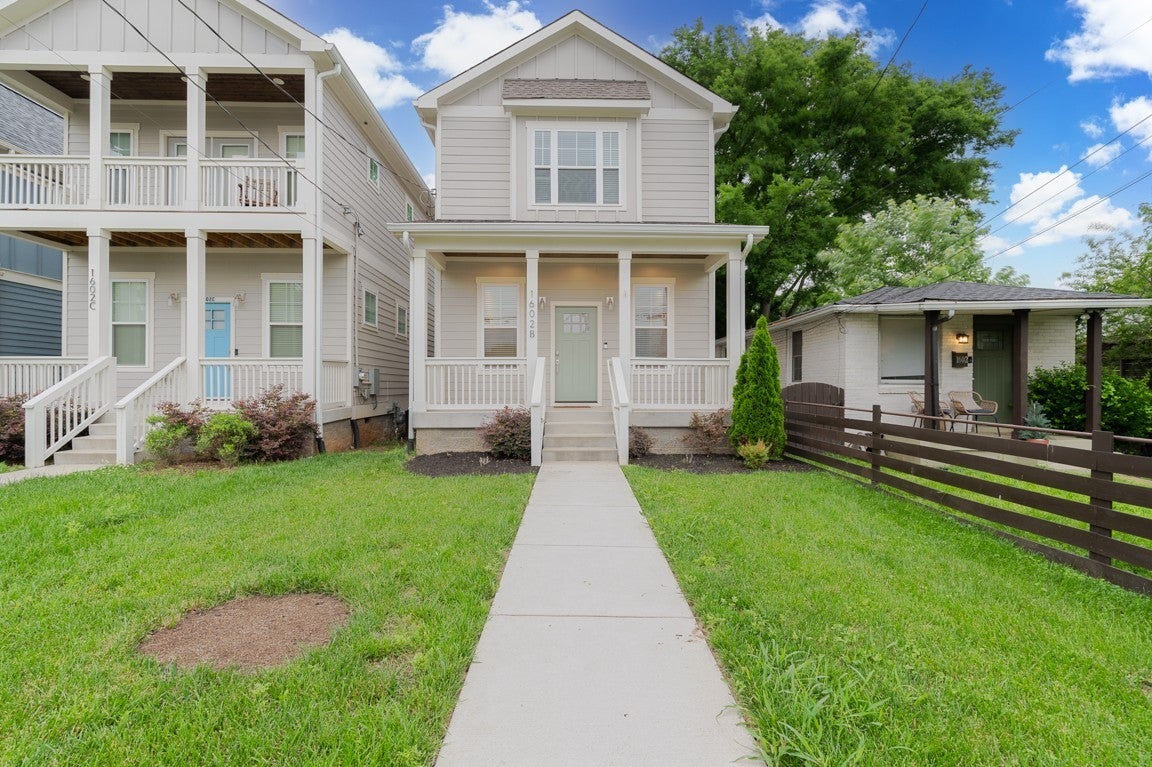 Photo of Listing #3002296