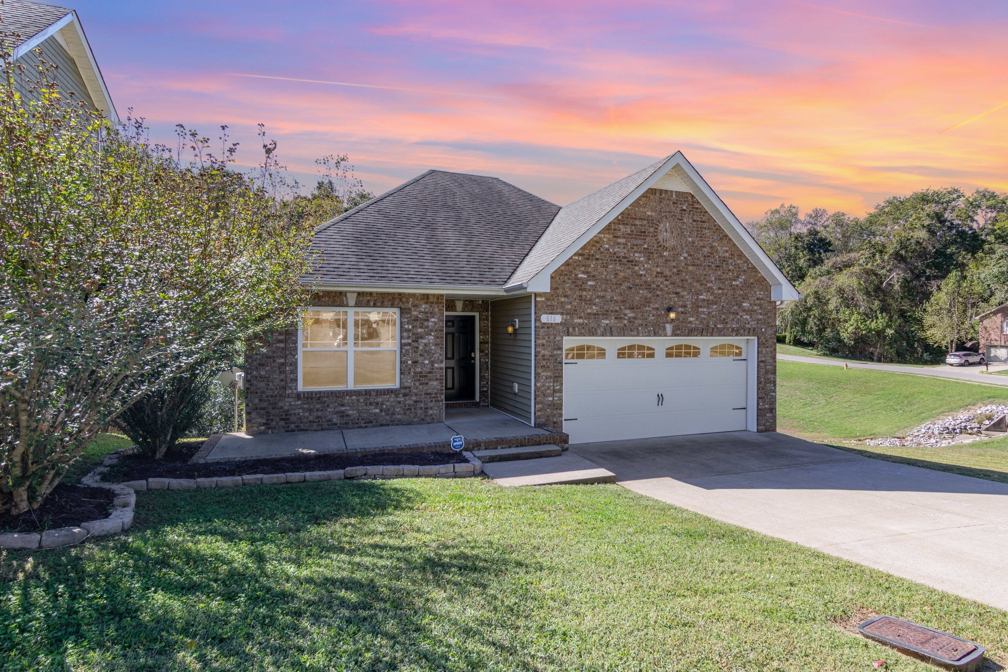 Photo of Listing #3002358