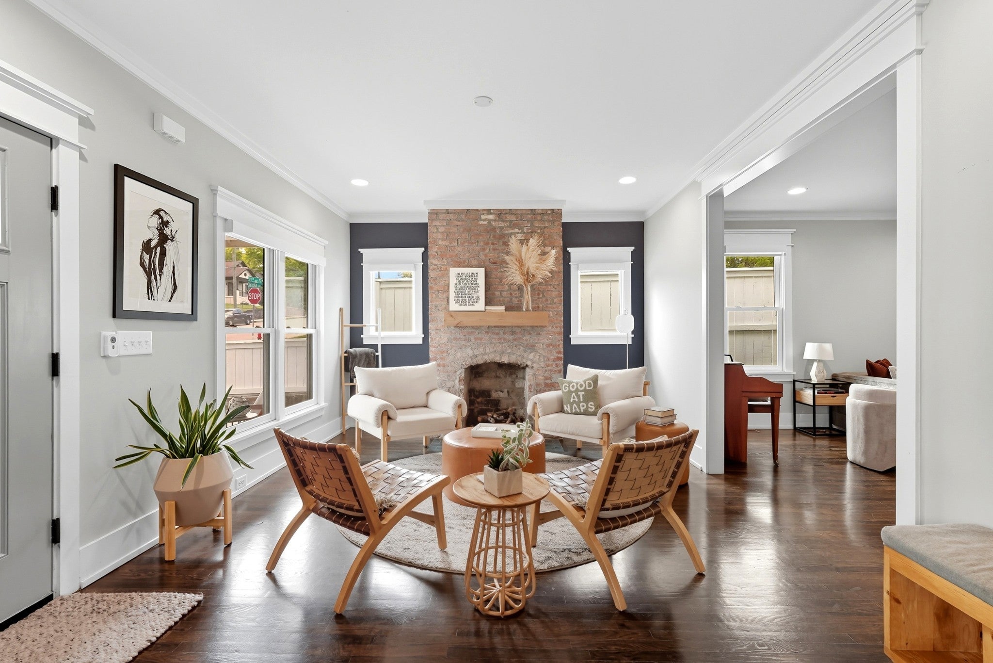 Photo of Listing #3002394