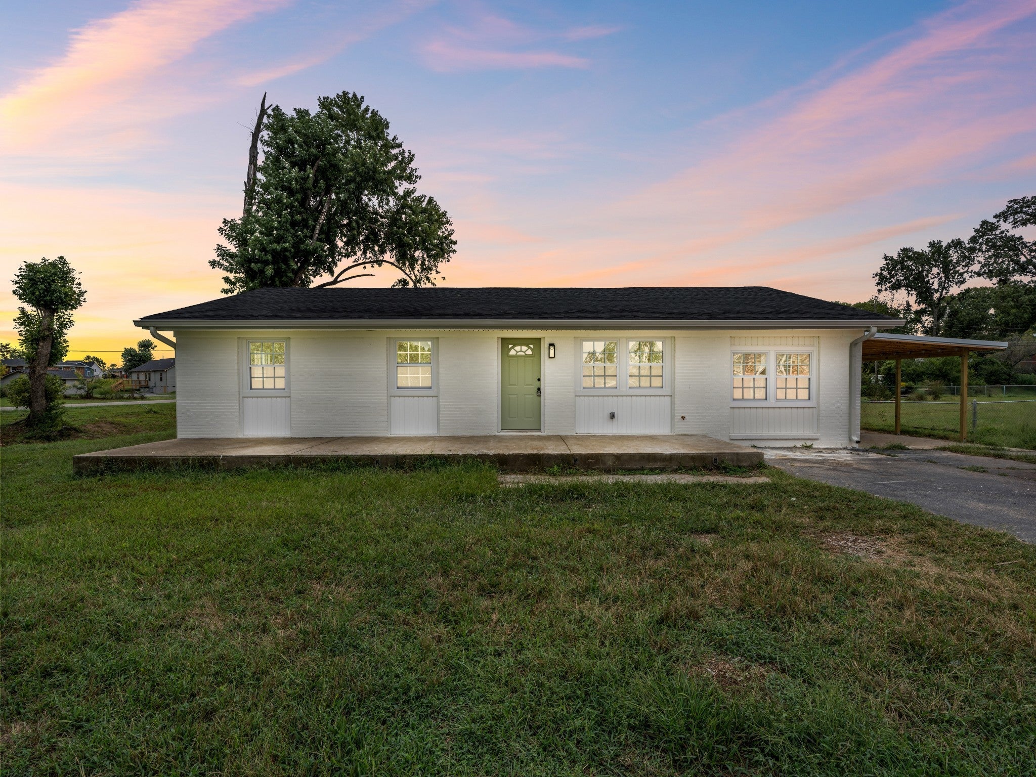 Photo of Listing #3002489