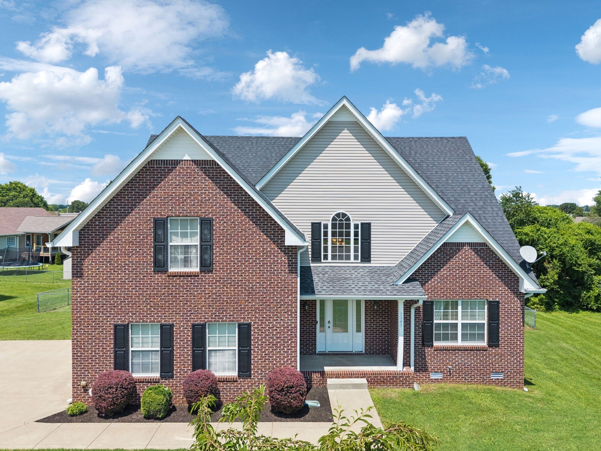 Photo of Listing #3002553