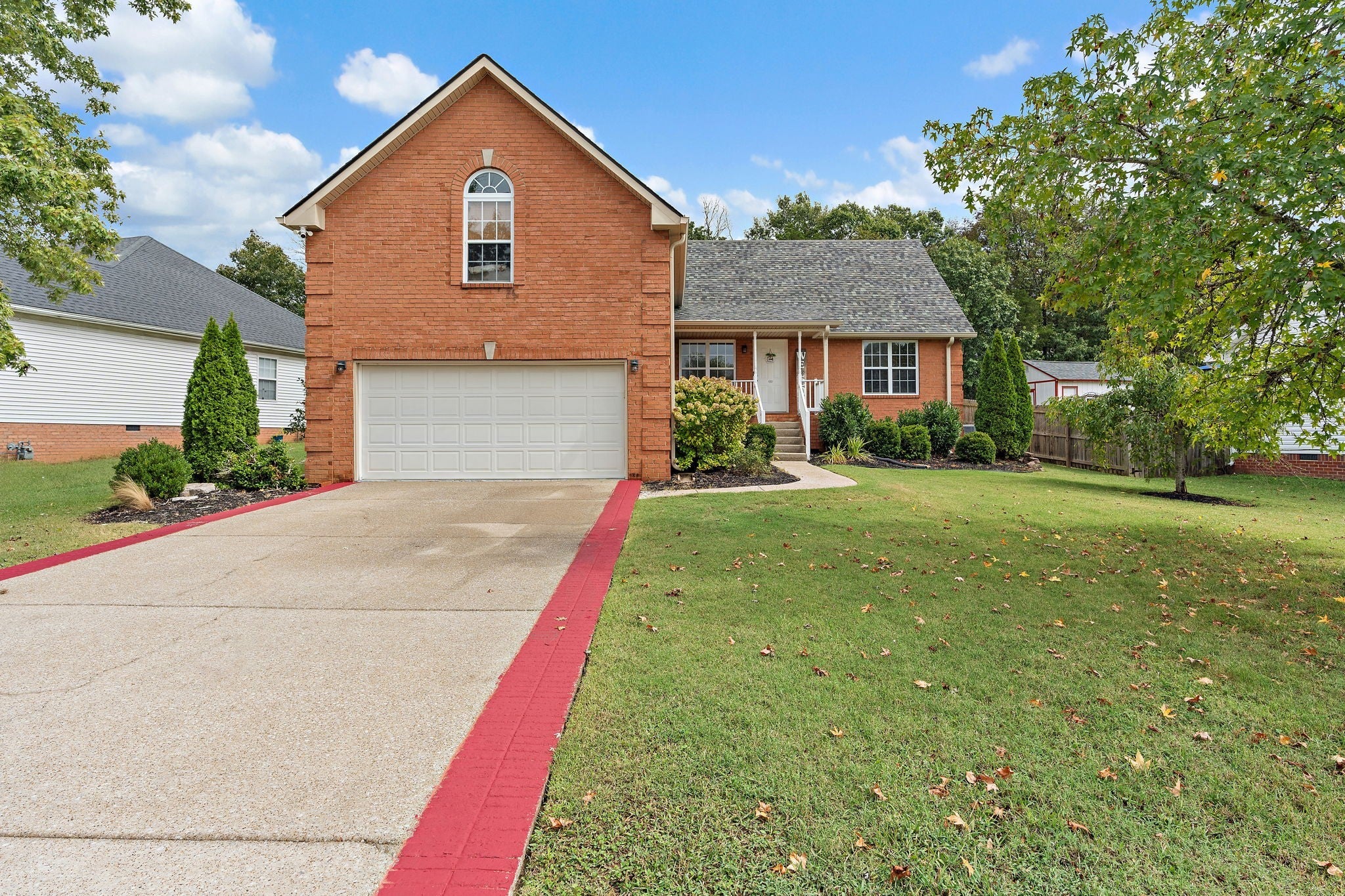 Photo of Listing #3002675