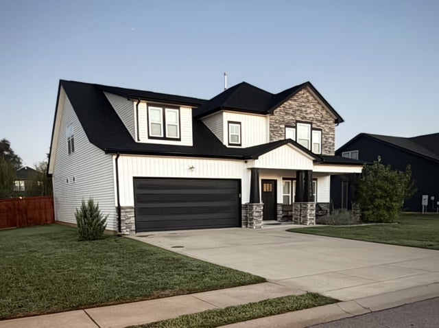 1109 Michaela Cir, Clarksville