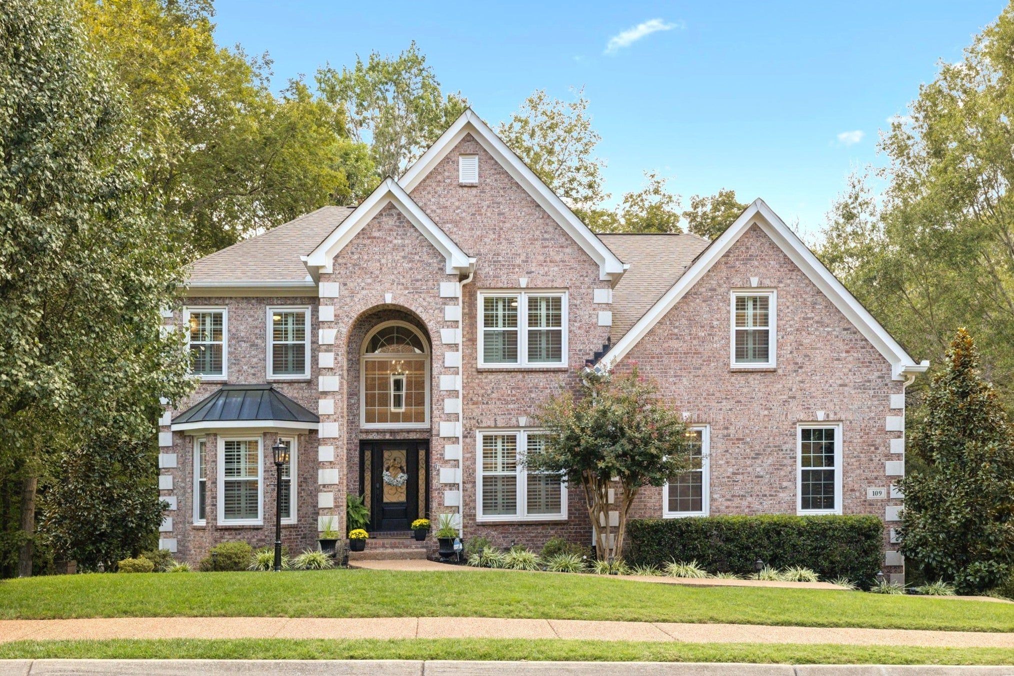 Photo of Listing #3002924