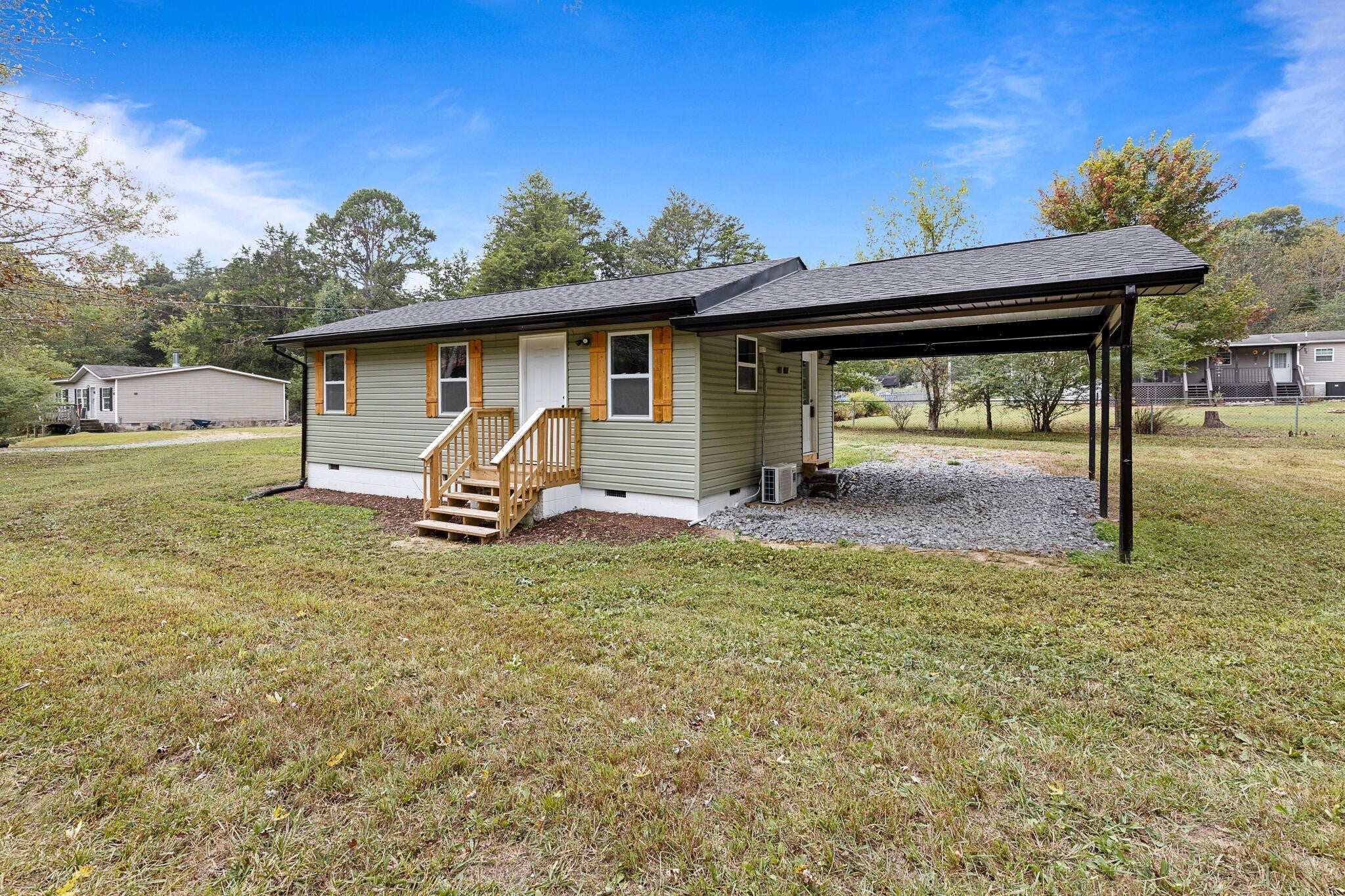 Photo of Listing #3003018