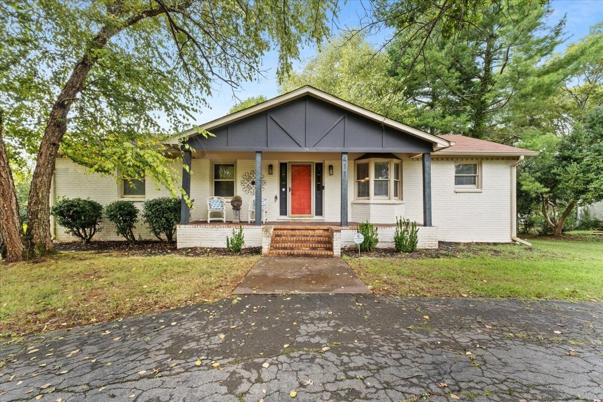Photo of Listing #3003149