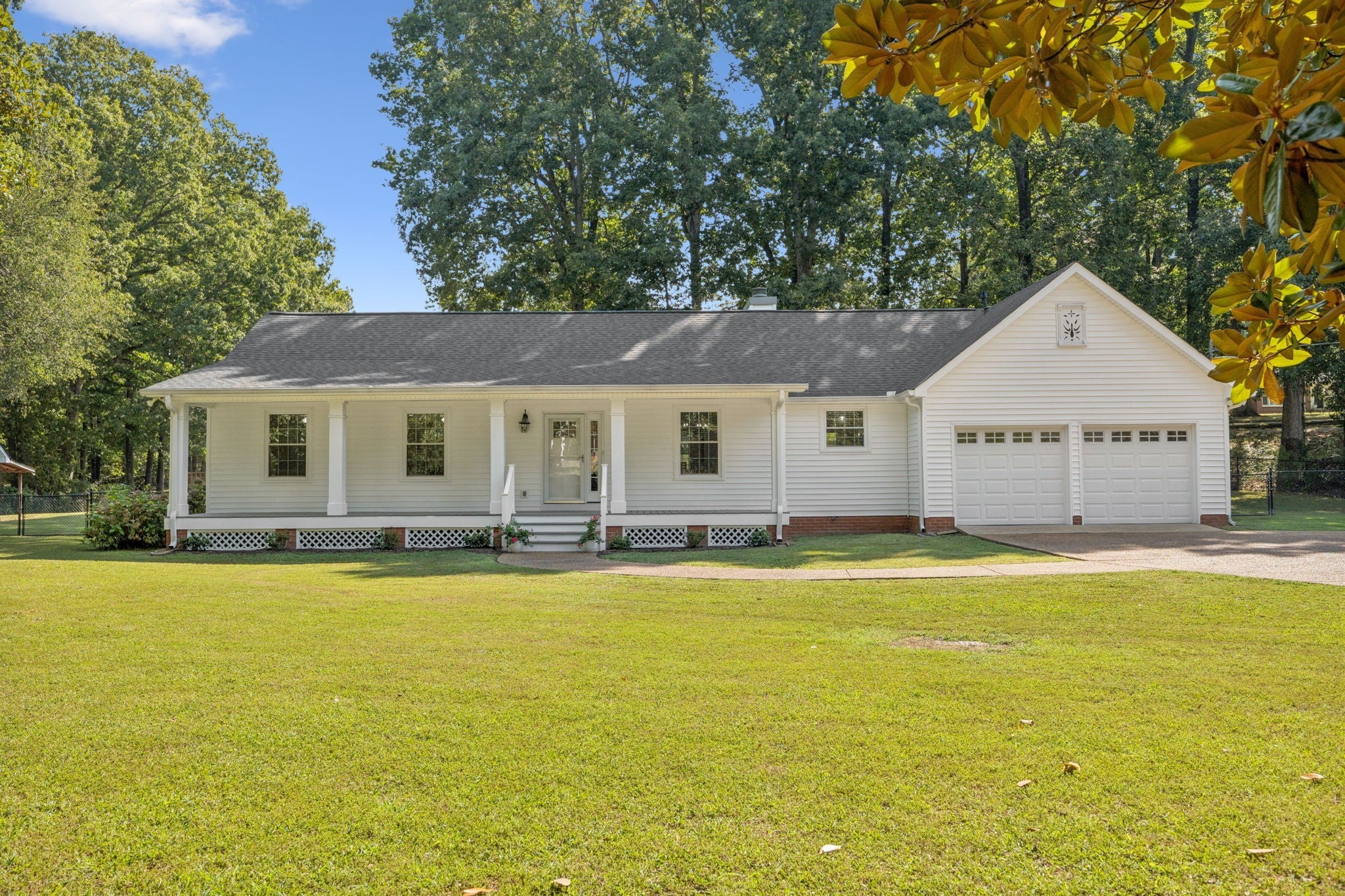 Photo of Listing #3003238