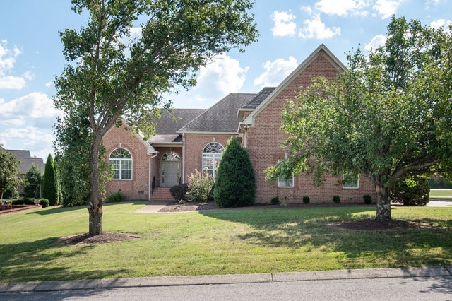 105 Robin Pt, Gallatin