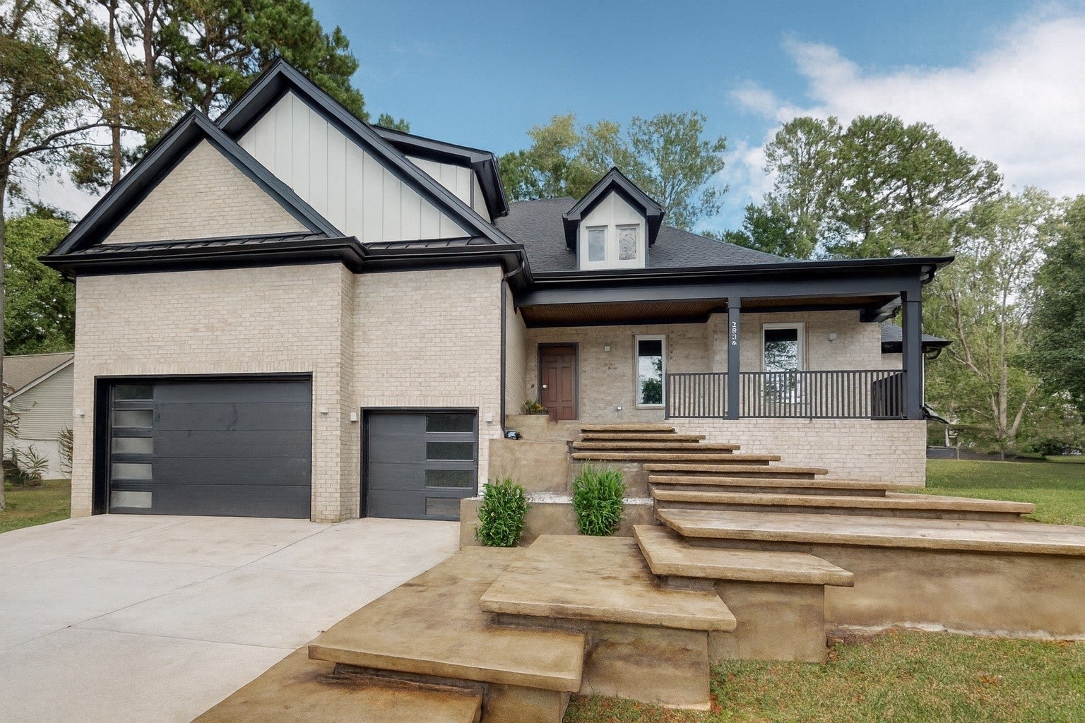 Photo of Listing #3003389