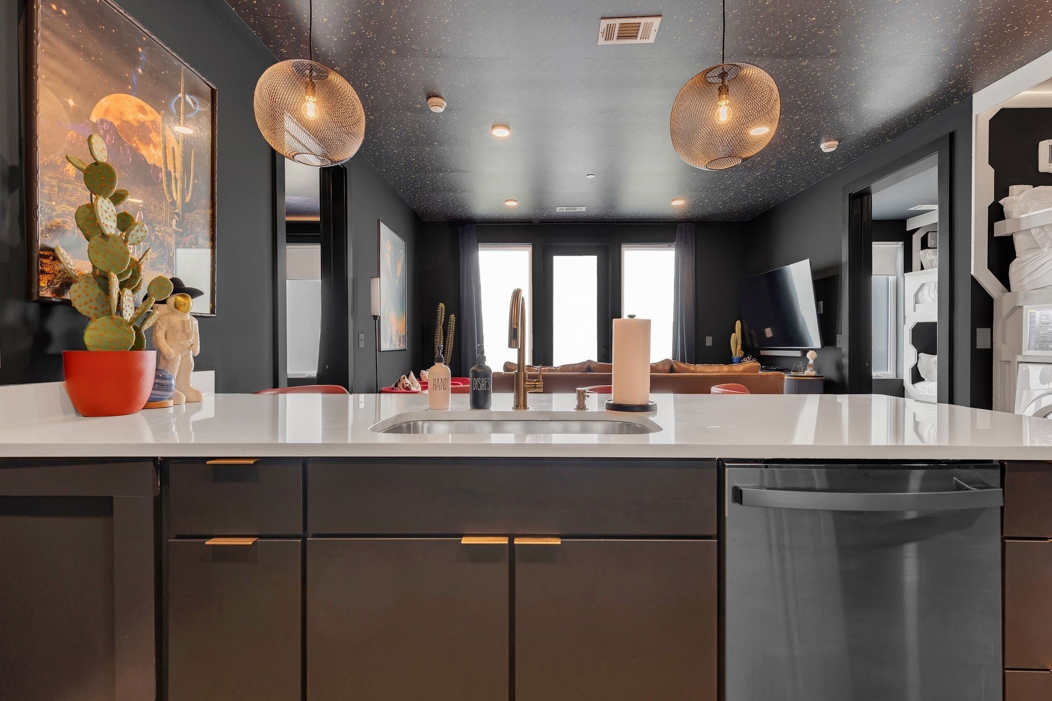 Photo of Listing #3003677