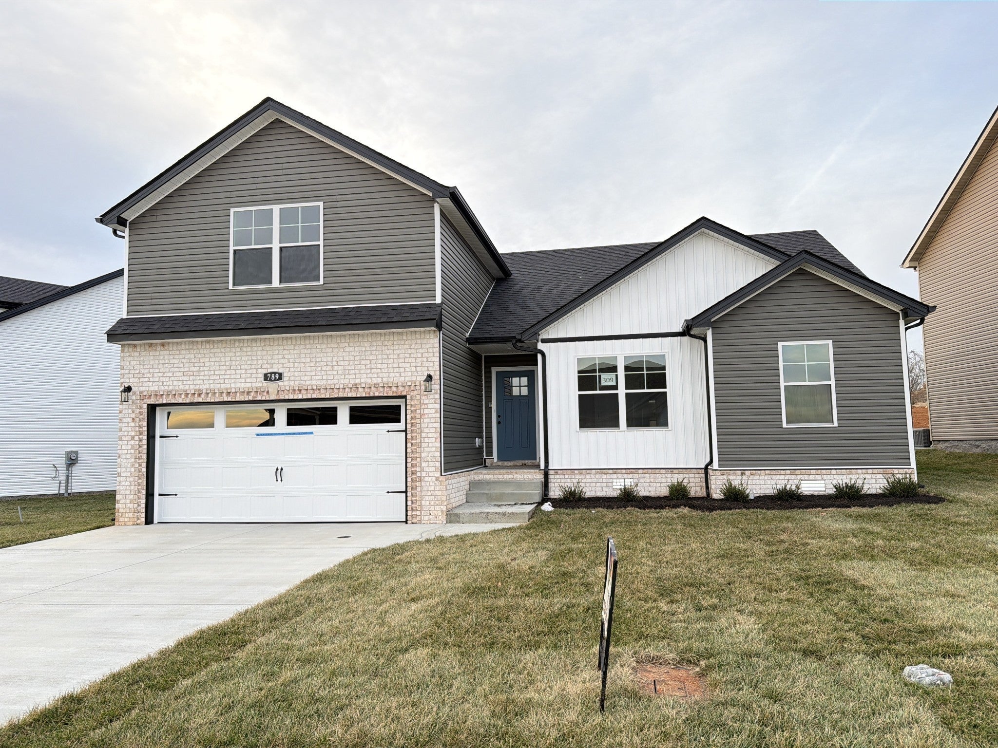 Photo of Listing #3006045