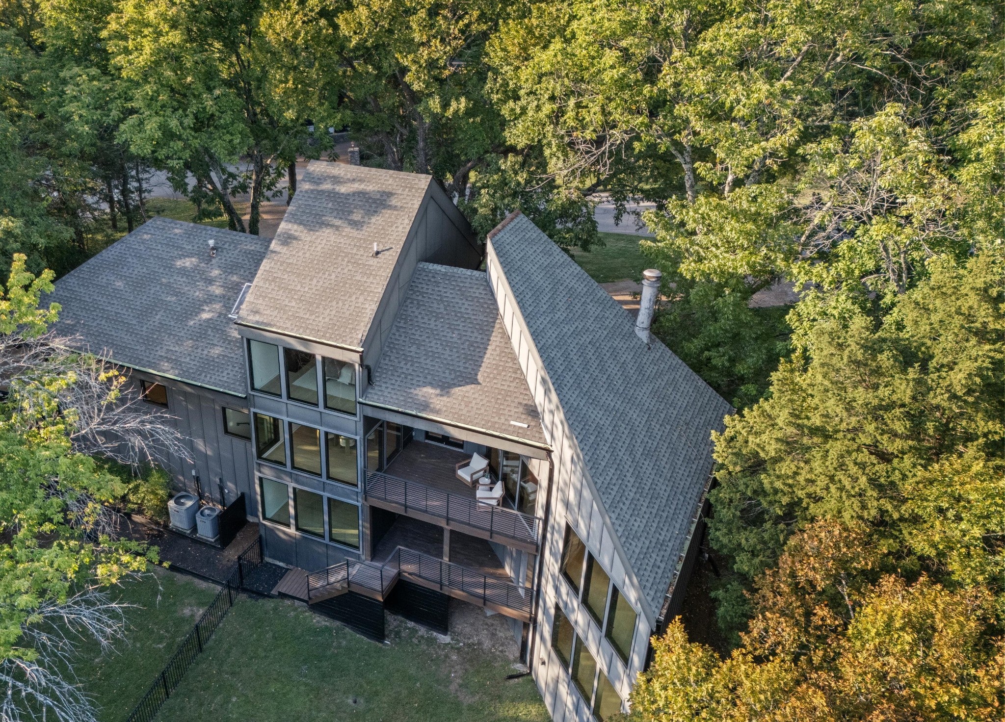 Photo of Listing #3006073