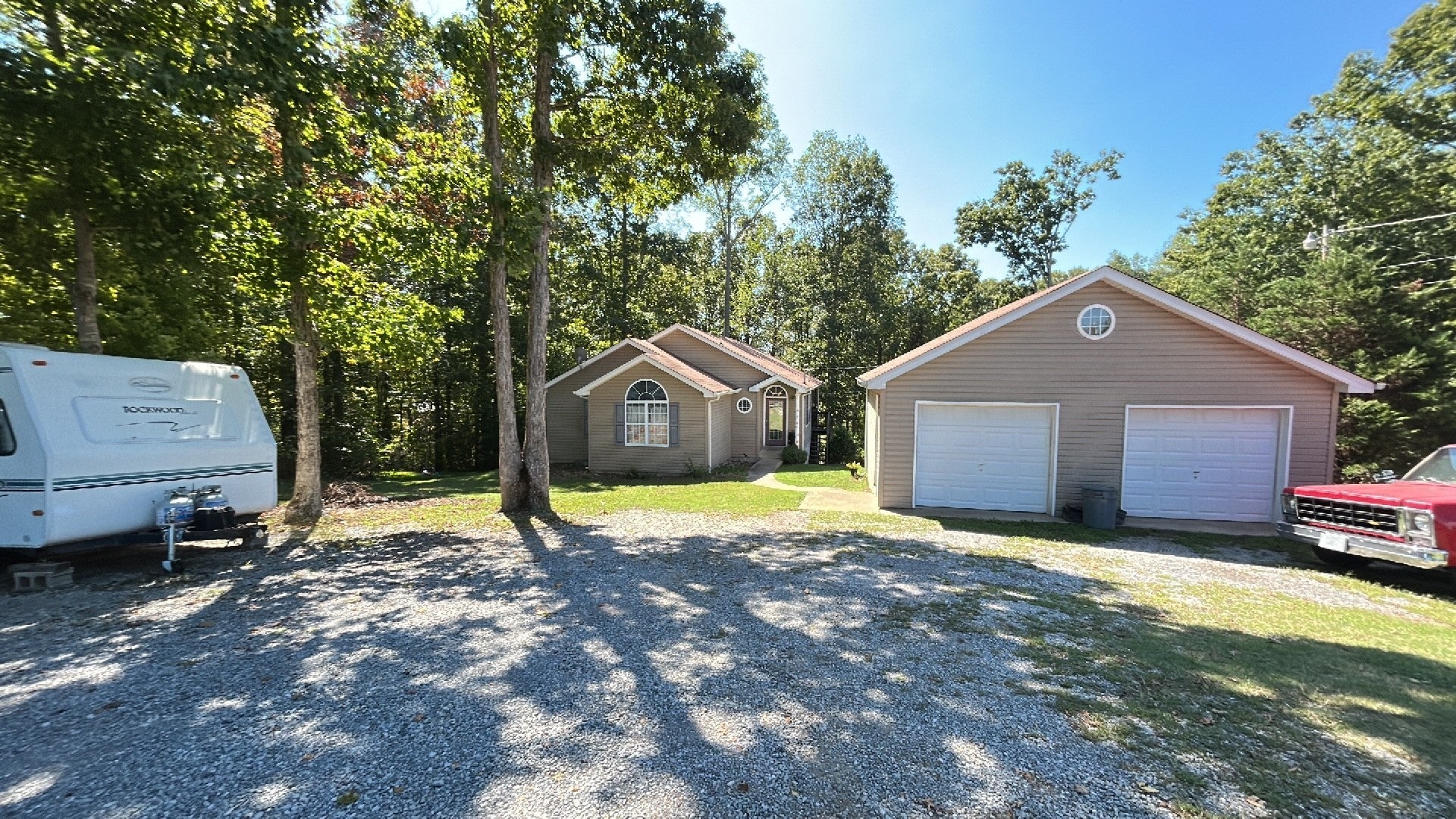 Photo of Listing #3006145