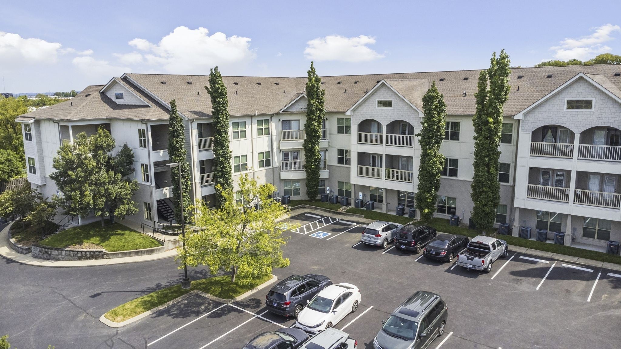 Photo of Listing #3006245