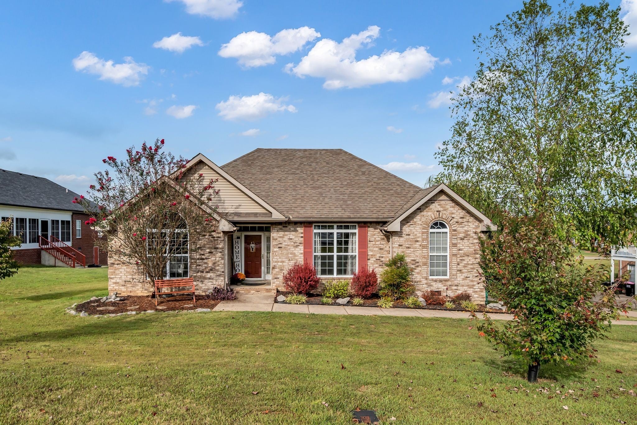 Photo for MLS 3006346 in 5018 Summit Dr Greenbrier, TN - 37073