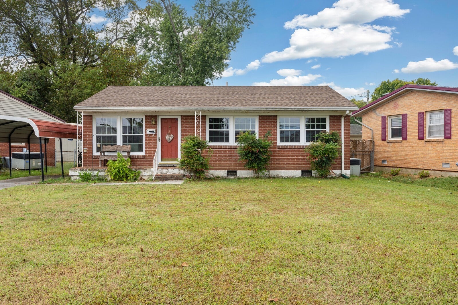 Photo of Listing #3006466