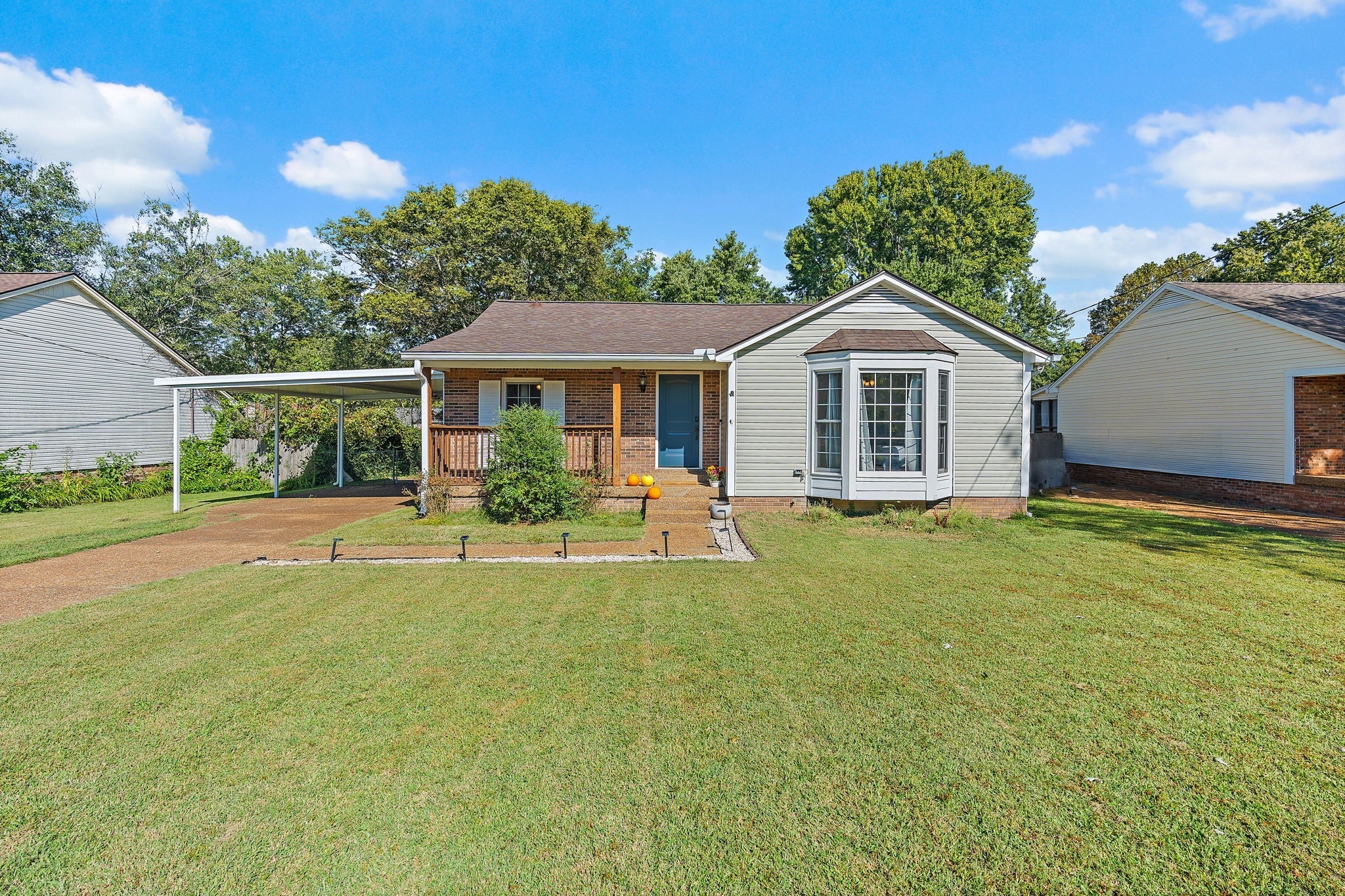Photo of Listing #3006646