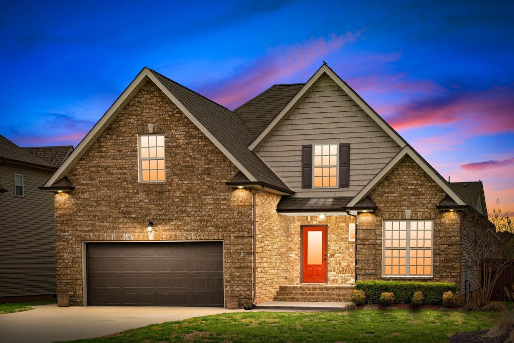 2253 Ellington Gait Dr, Clarksville