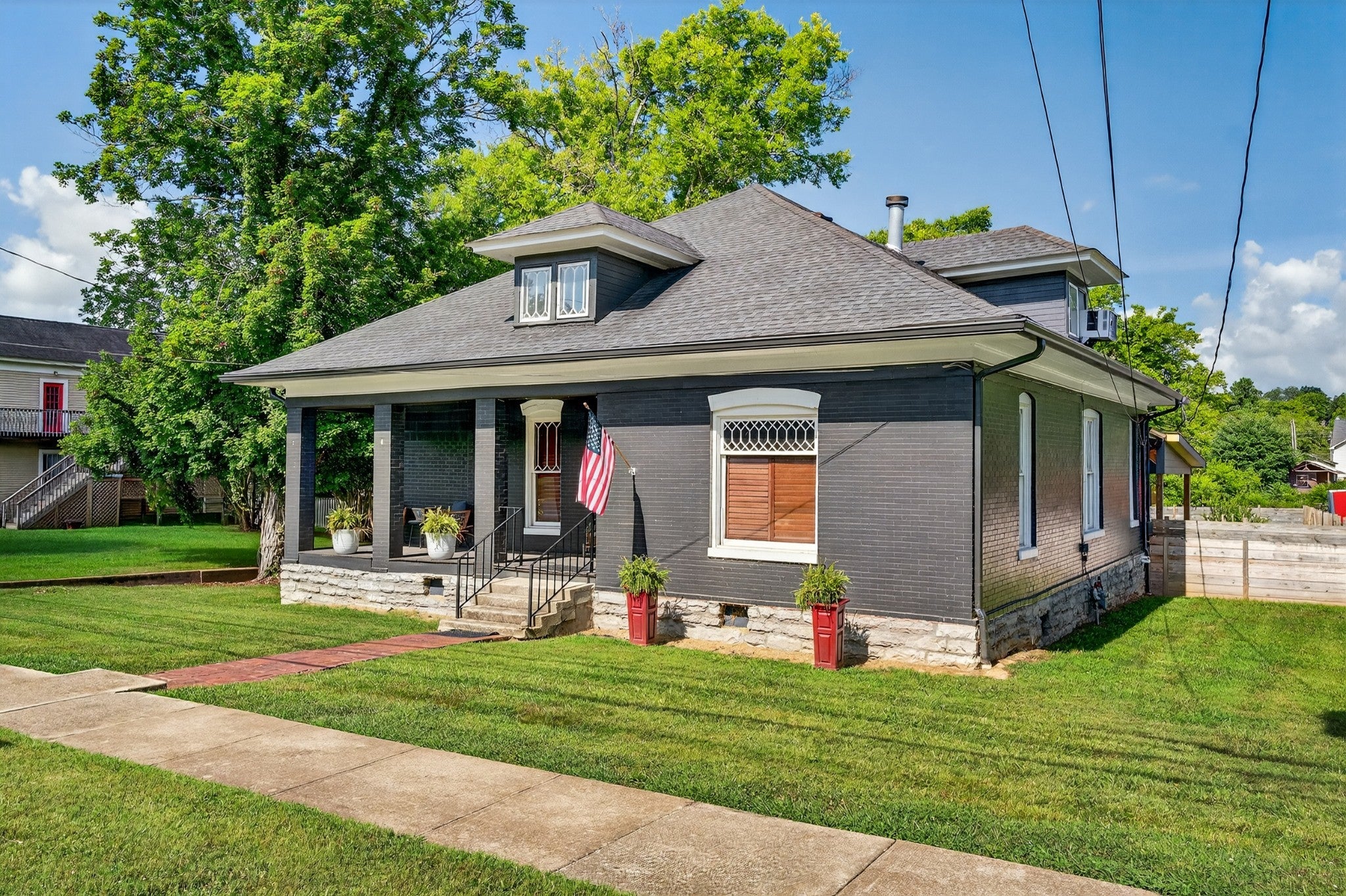 Photo of Listing #3006802