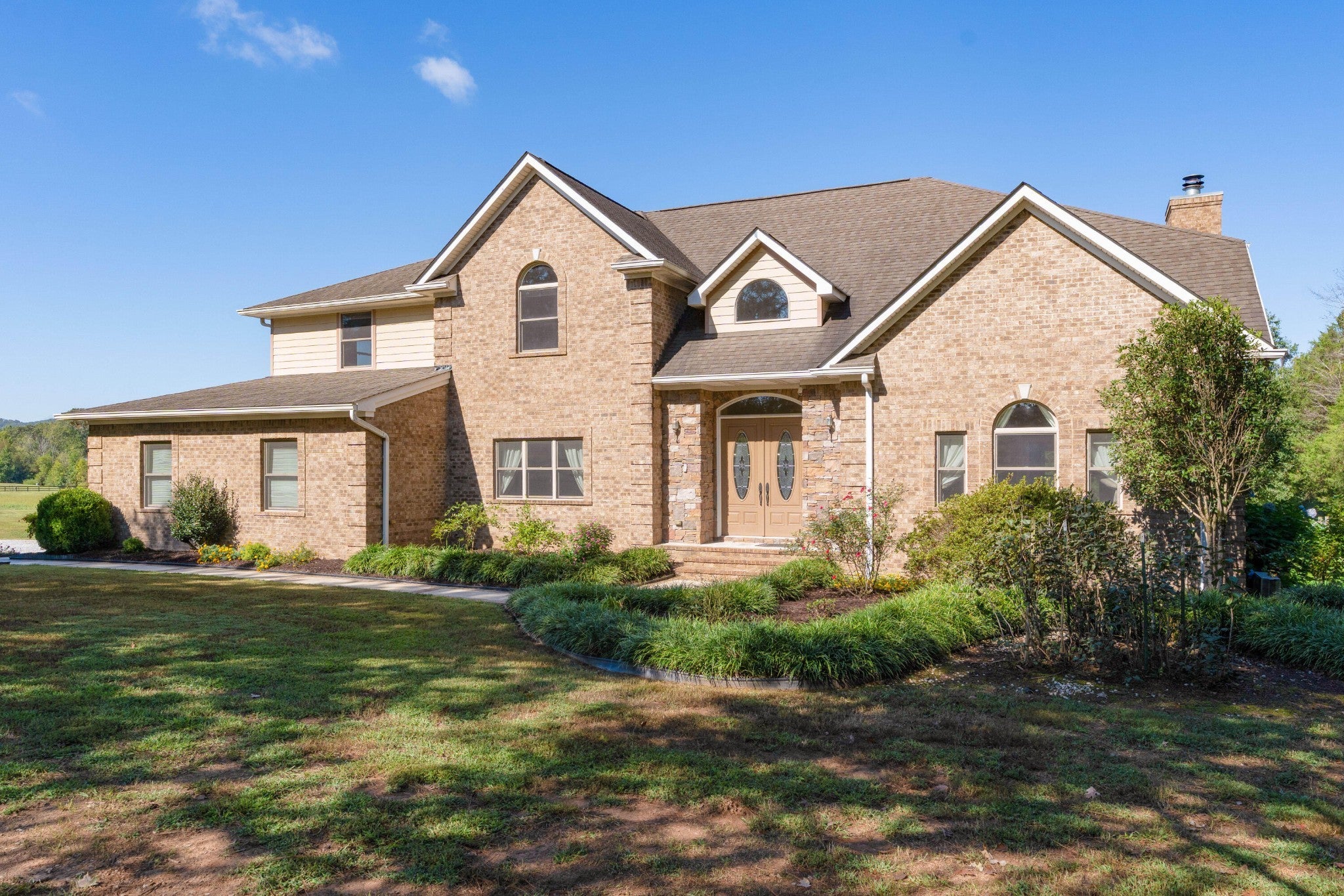 Photo of Listing #3006936