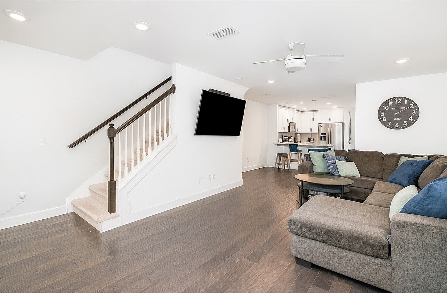 Photo of Listing #3007068