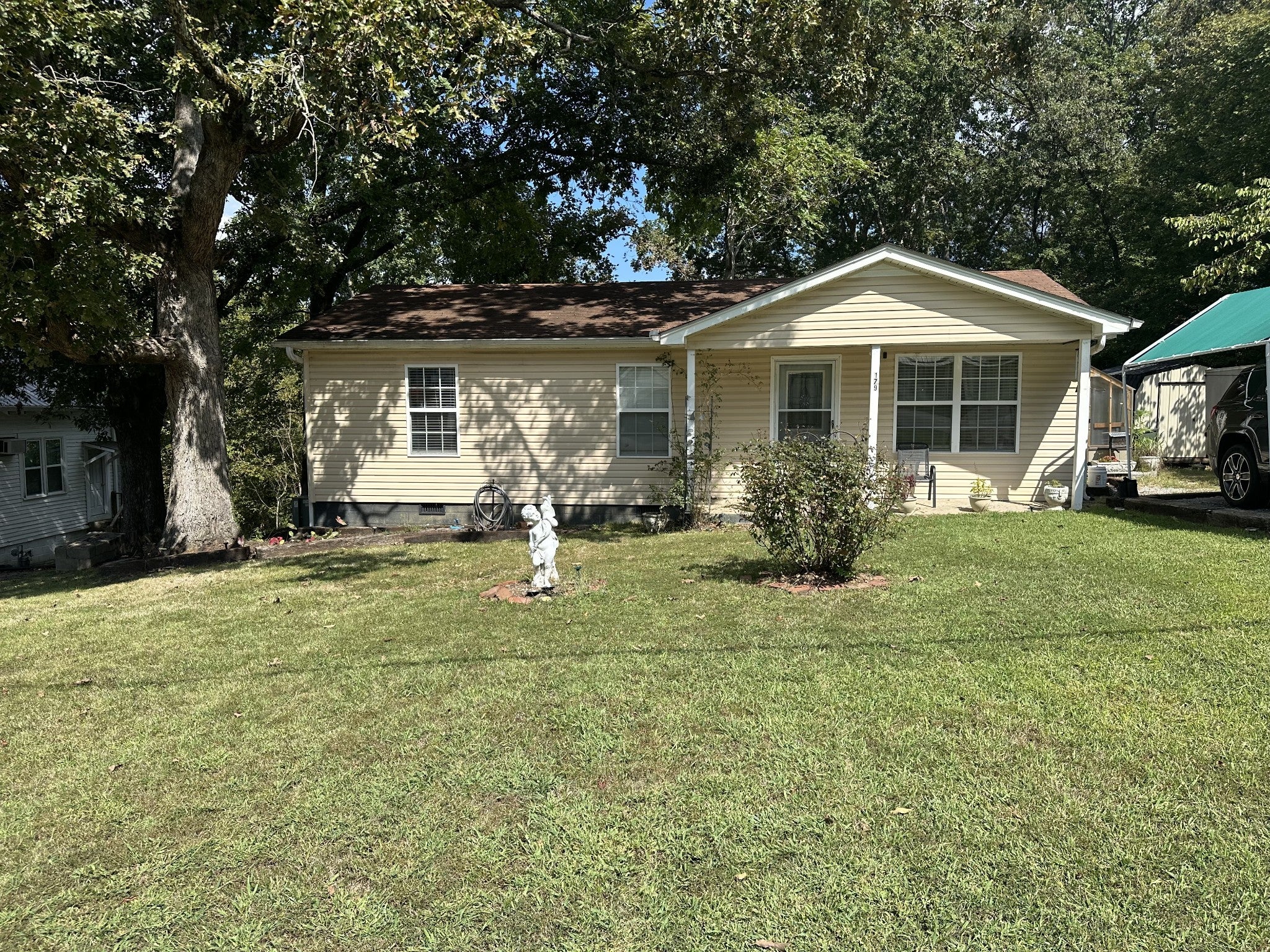 Photo of Listing #3007191