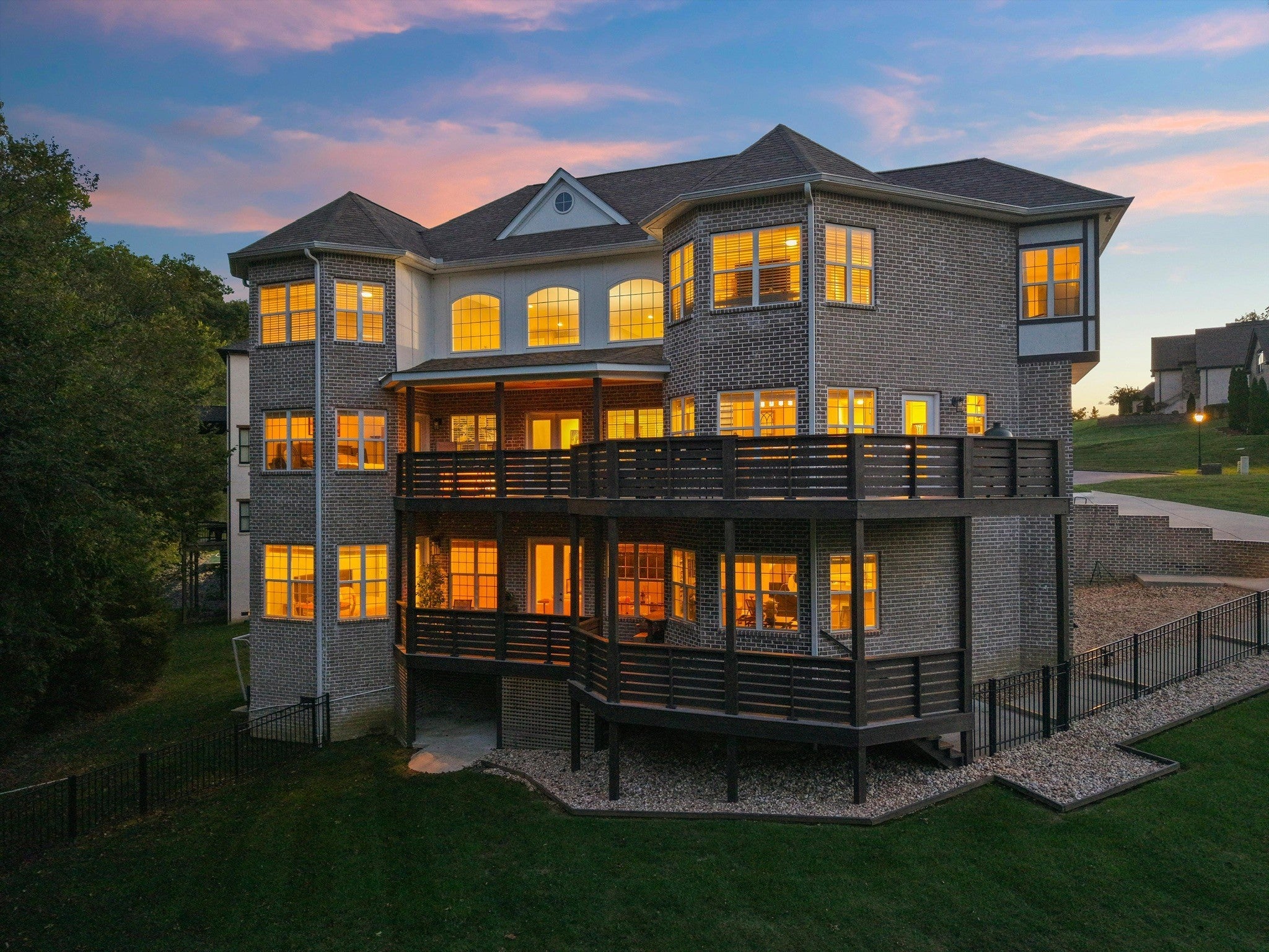 Photo of Listing #3007239