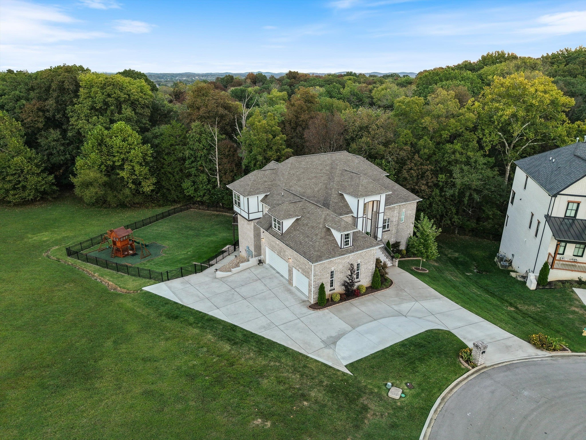 Photo of Listing #3007239