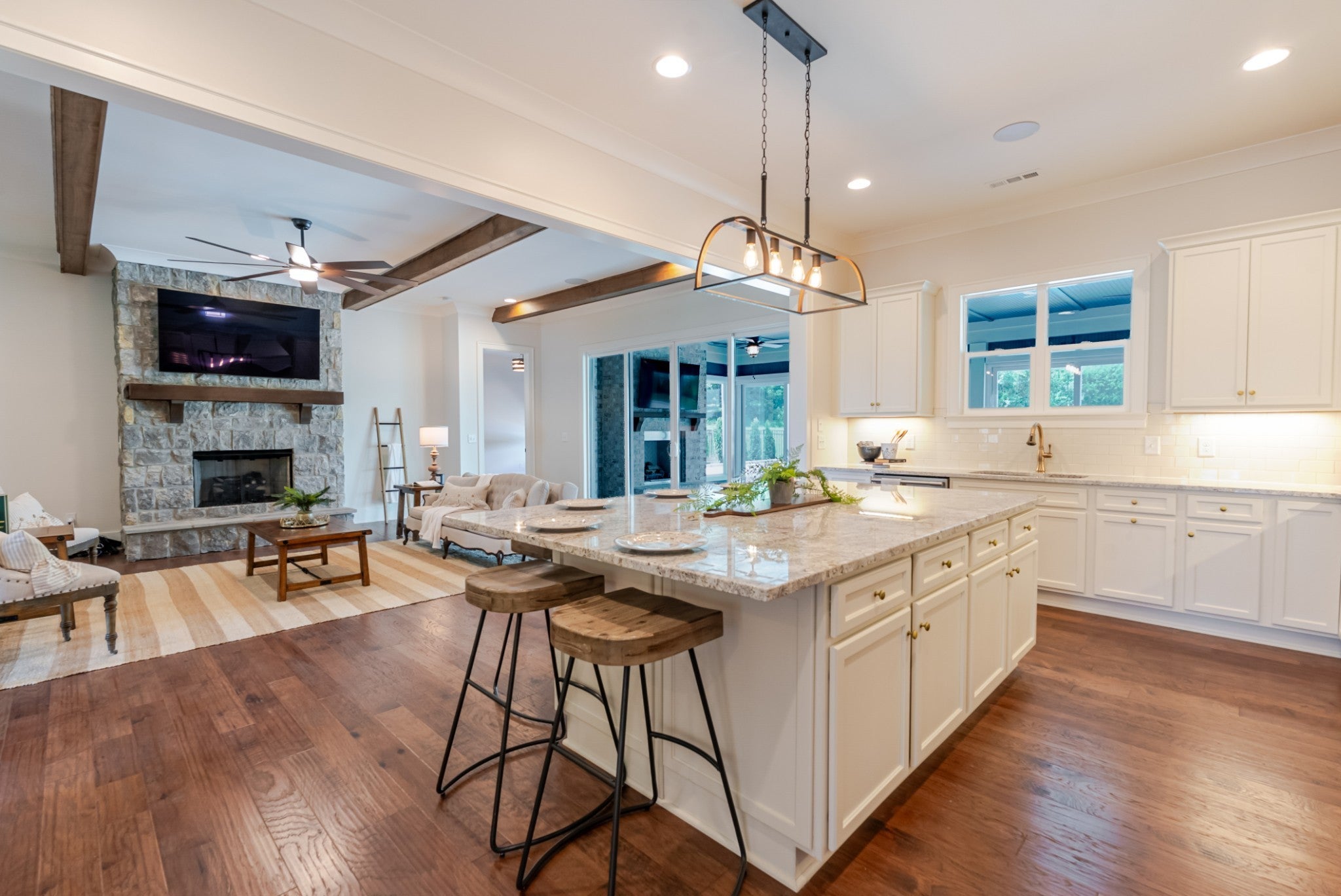 Photo of Listing #3007347