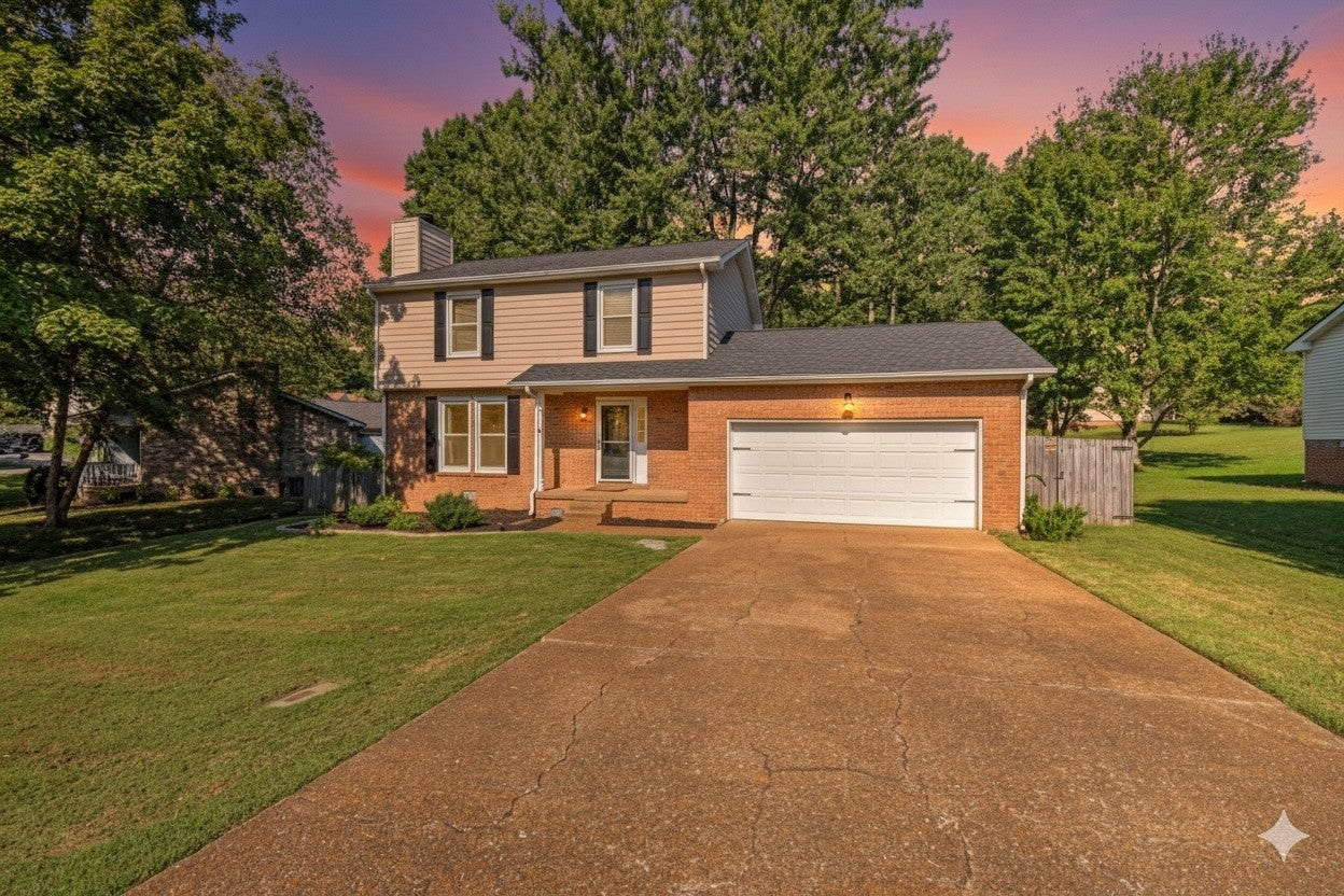 Home for sale in 208 Turnbrook Ln Franklin, TN